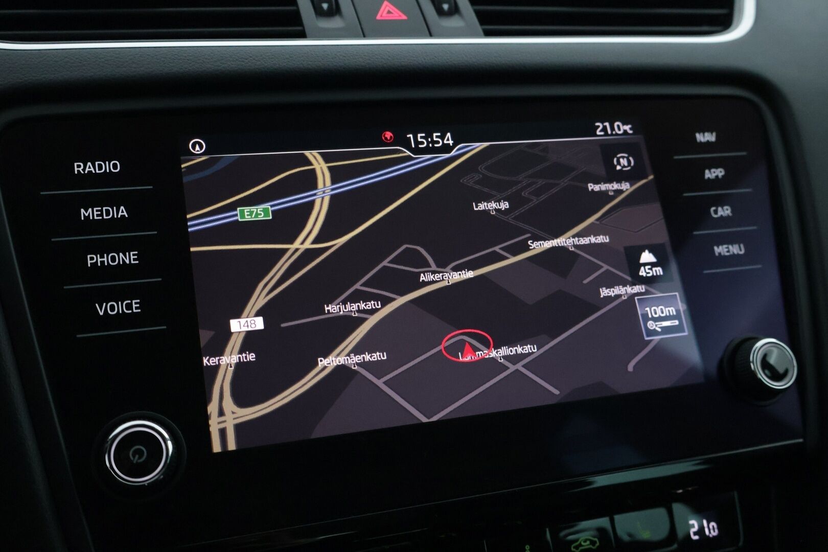 Skoda Octavia 2020 Combi 1,5 TSI G-TEC Style DSG Autom. * ACC / Koukku / Webasto / Peruutuskamera * - 2 renkaat alumiinivanteilla / Adaptiivinen vakionopeudensäädin / Irroitettava koukku *