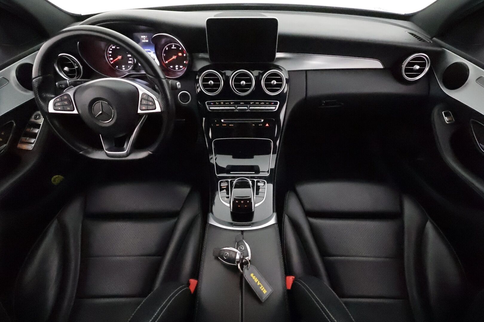 Mercedes-Benz C 2016 220d T A Premium Business AMG **LED-High Performance / P.Kamera / Vakkari / Katveavustin / Sporttinahat** - Kahdet Renkaat