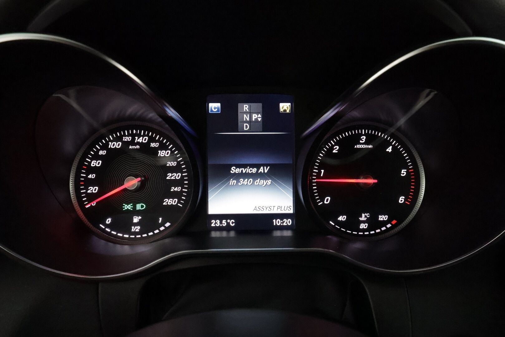 Mercedes-Benz C 2016 220d T A Premium Business AMG **LED-High Performance / P.Kamera / Vakkari / Katveavustin / Sporttinahat** - Kahdet Renkaat