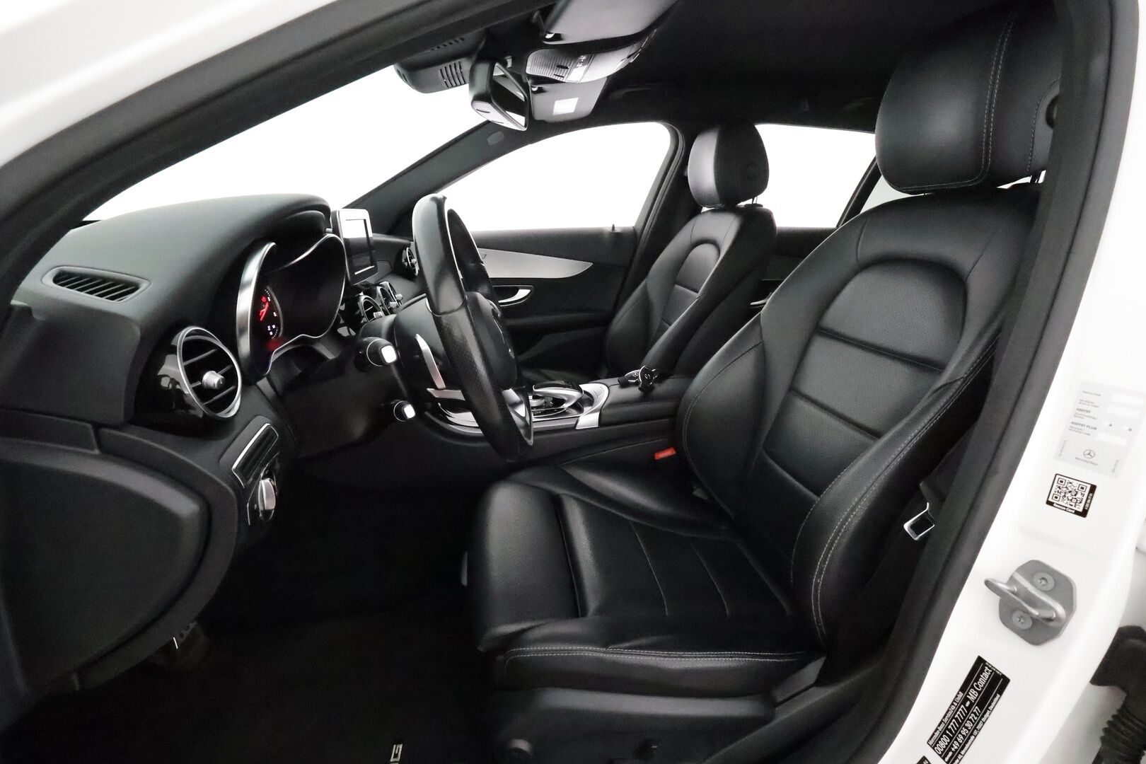 Mercedes-Benz C 2016 220d T A Premium Business AMG **LED-High Performance / P.Kamera / Vakkari / Katveavustin / Sporttinahat** - Kahdet Renkaat