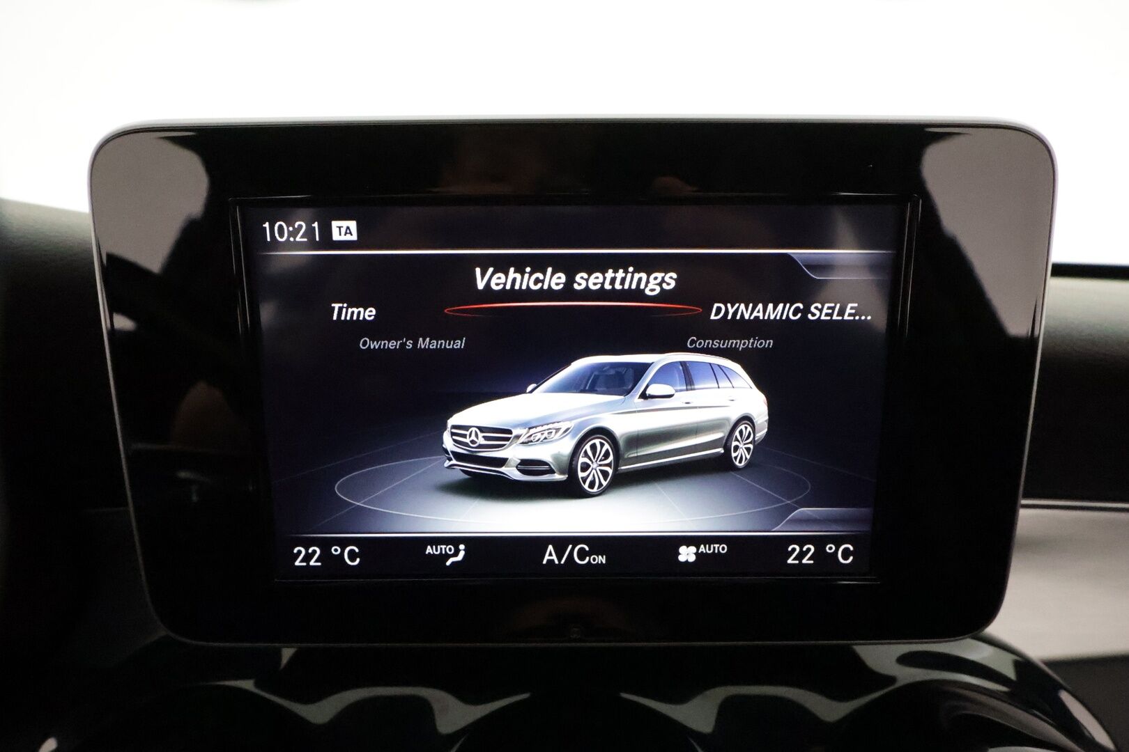 Mercedes-Benz C 2016 220d T A Premium Business AMG **LED-High Performance / P.Kamera / Vakkari / Katveavustin / Sporttinahat** - Kahdet Renkaat