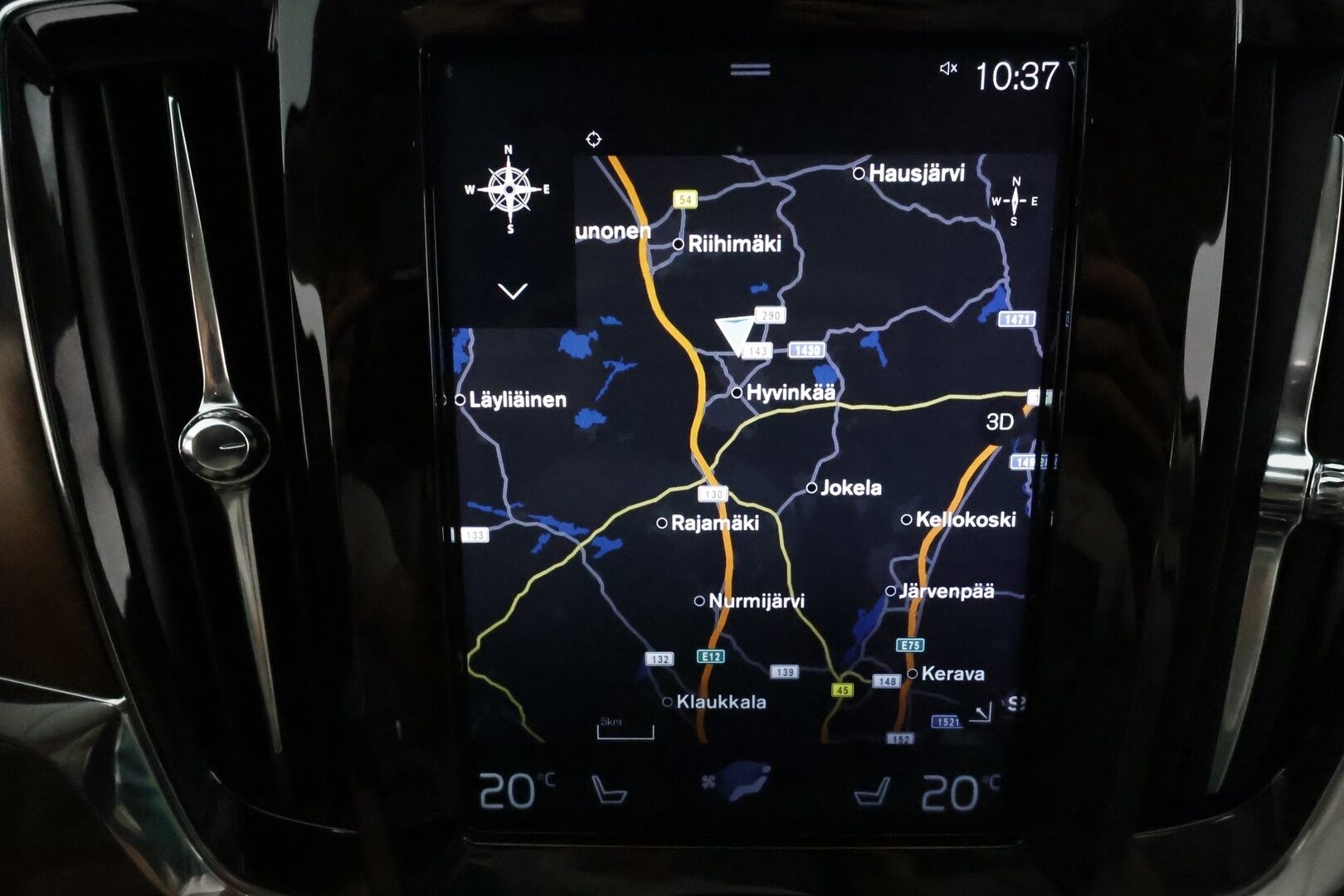 Volvo V90 2019 T8 AWD Inscription **Panorama / Koukku / ACC / B&O / Full-LED / 360° / Hierovat&Ilmastoidut Sporttinahat Muistilla** - 2x Latauskaapelit / Kahdet Renkaat / Merkkihuollettu! / **HUIPPU VARUSTEET**