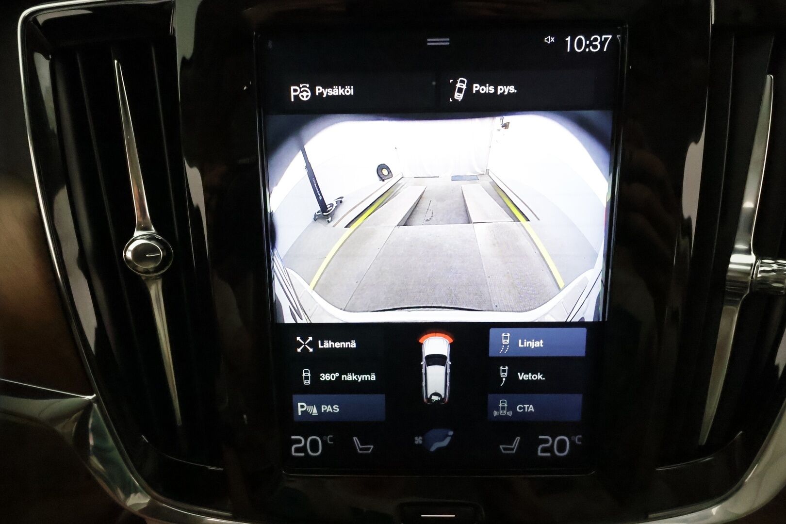 Volvo V90 2019 T8 AWD Inscription **Panorama / Koukku / ACC / B&O / Full-LED / 360° / Hierovat&Ilmastoidut Sporttinahat Muistilla** - 2x Latauskaapelit / Kahdet Renkaat / Merkkihuollettu! / **HUIPPU VARUSTEET**