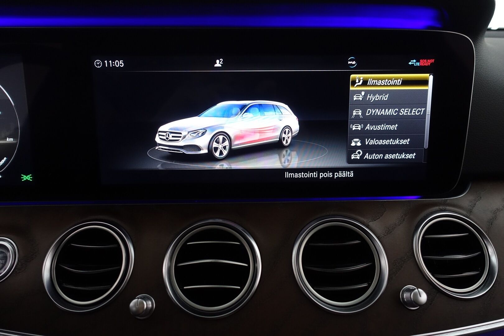 Mercedes-Benz E 2019 300 de T A Business Avantgarde Edition EQ Power - | Widescreen | Distronic Plus | BLIS | Dynamic LED | Panorama | P. Kamera | Kahdet renkaat alumiinivanteilla | Juuri huollettu | 