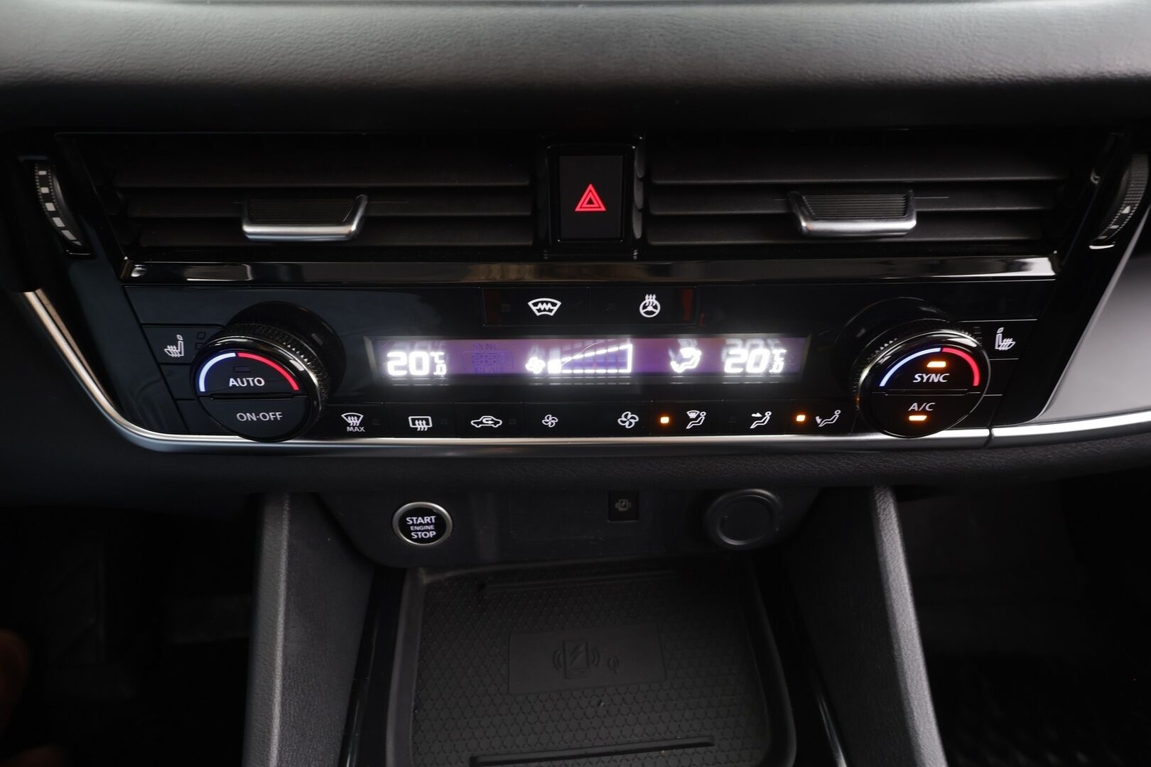 Nissan Qashqai 2022 MHEV 158 Xtronic 2WD Acenta - | ACC | P.kamera | LED | Keyless | Apple & Android | Lämm. ratti | Lämm. tuulilasi | ALV | 