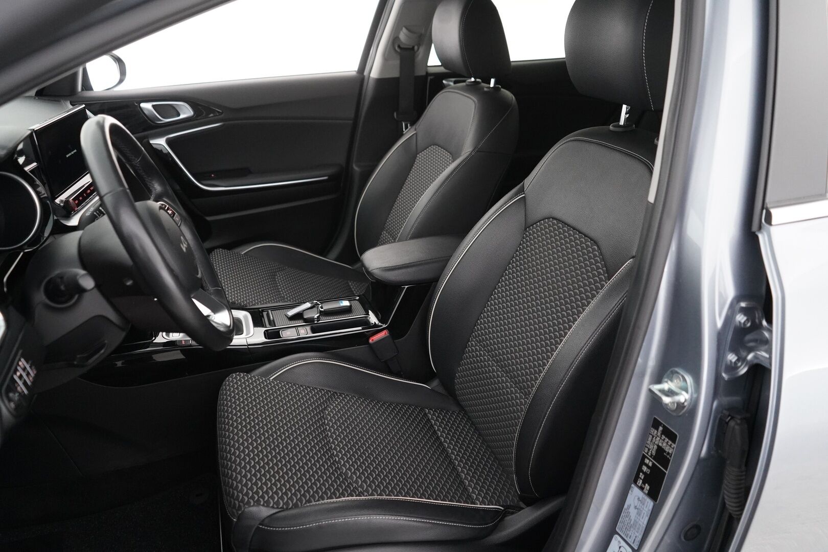 Kia XCeed 2022 1,5 T-GDI 160hv Business Premium DCT - Lohko+Sisä | Kamera | Puolinahat | Koukku | Navi | Ratinlämmitin | Sähköinen takaluukku | Suomi-auto | Merkkihuollettu | 2xvanteet 