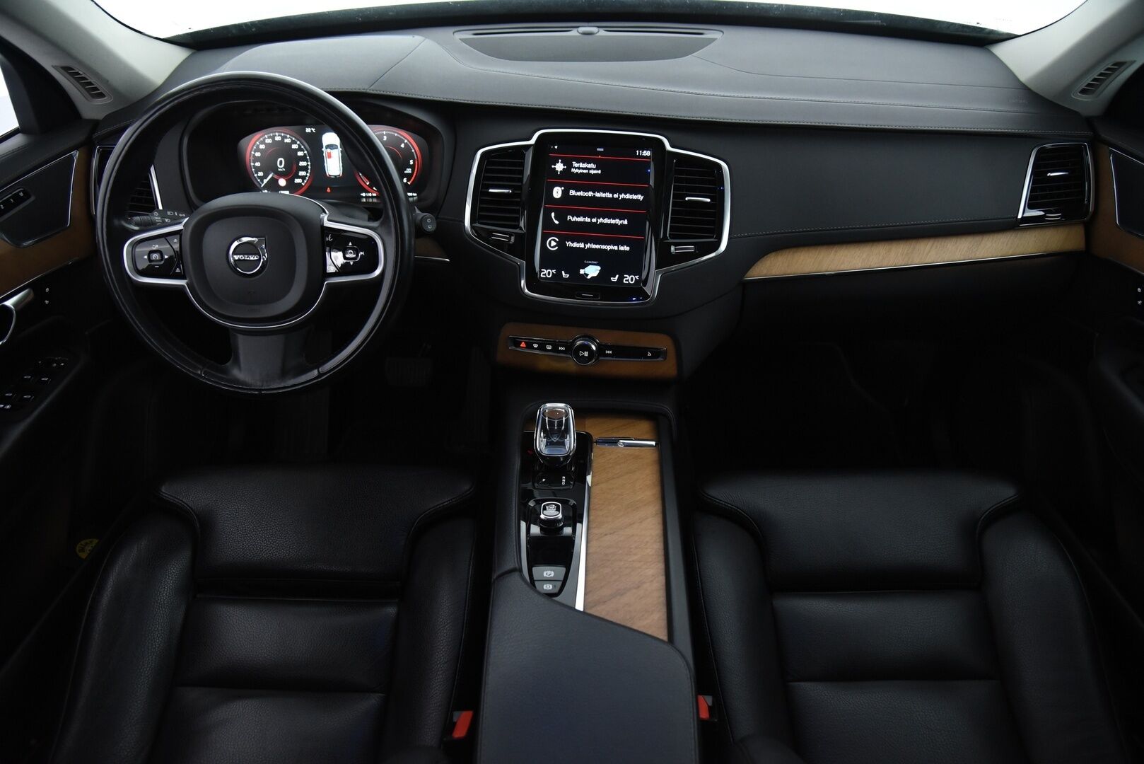 Volvo XC90 2022 B5 AWD MHEV Inscription aut 7-P / Webasto / Adapt. vak / P-Kamera / Muistipenkit / BLIS / Keyless / Apple&Android - 3,99 % KORKOTARJOUS TÄHÄN AUTOON 31.8. ASTI! - Suomi-Auto / 7-istuimella / 2x renkailla & vanteilla!