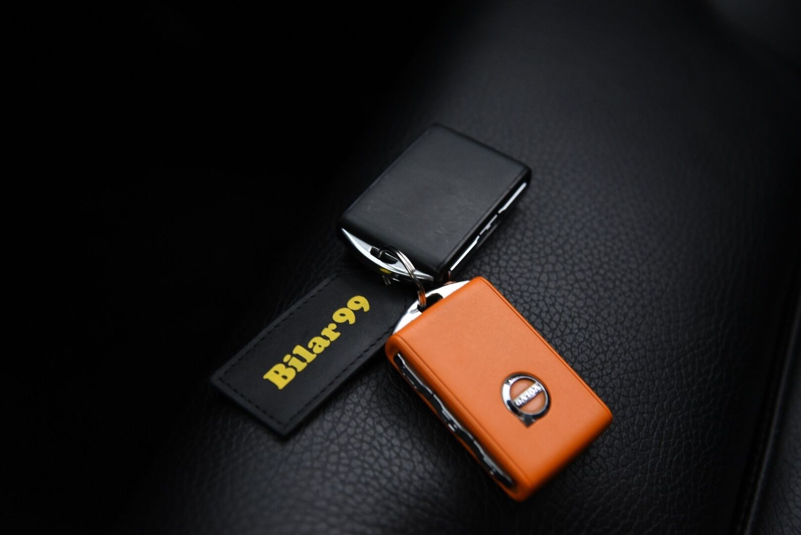 Volvo XC90 2022 B5 AWD Inscription aut 7-P / ACC & Pilot assist / Webasto / P-kamera / Muistipenkit / BLIS / Vetokoukku valmius - Täydellinen talviauto / Suomi-Auto / 7-istuimella / 2x renkailla & vanteilla! - HULLUT BLACKWEEK JATKOT - KORKOTARJOUS 2,49%