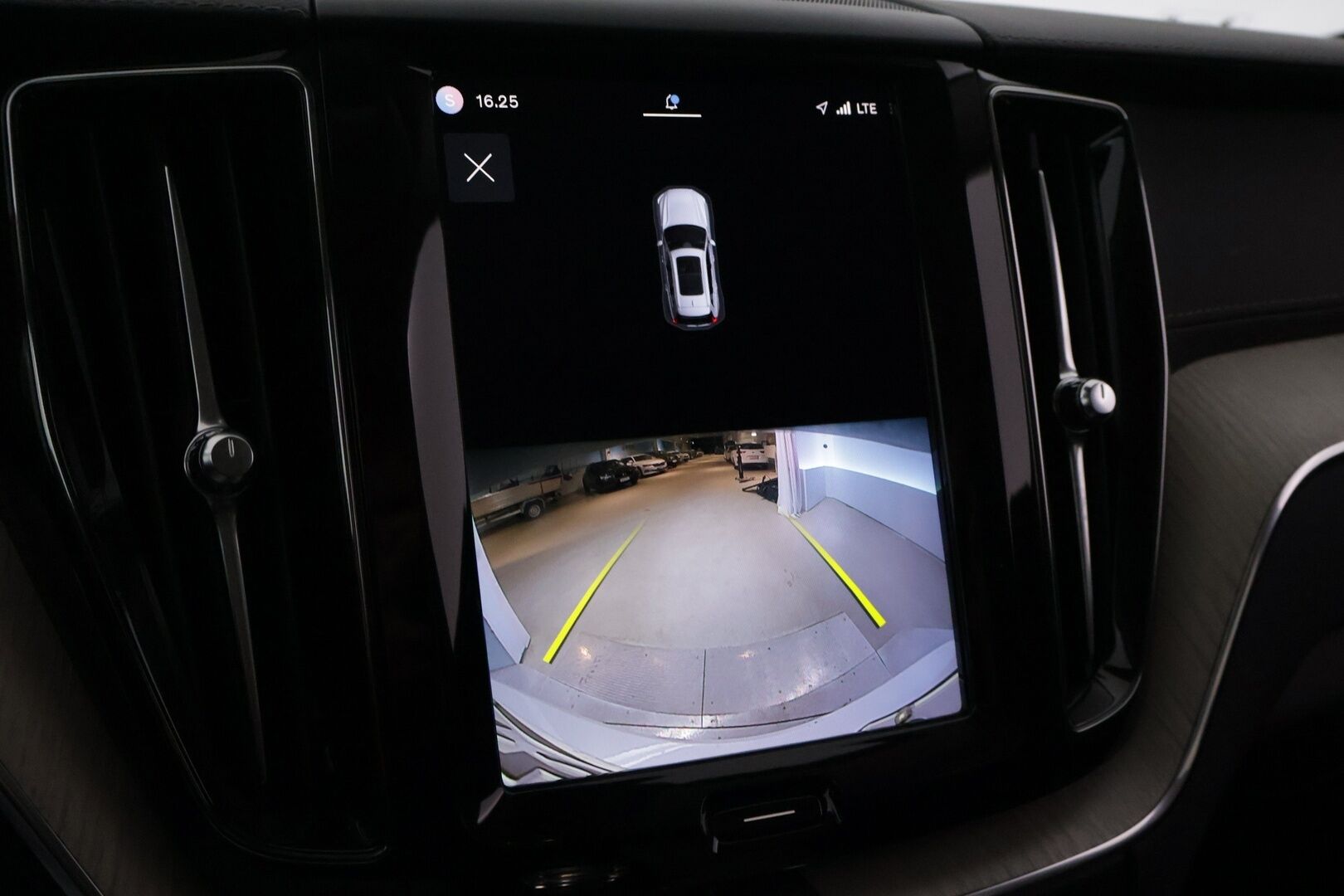 Volvo XC60 2022 T6 TwE AWD Business Inscription Edition aut - Facelift | Webasto | ACC | Panorama | P-kamera | Sporttipenkki Muistilla | 2x renkaat | KeylessGo 