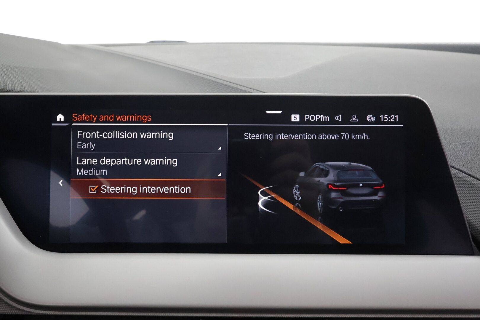 BMW 120 2022 F40 Hatchback 120d xDrive A Business * Vakkari / P.tutkat / LED / Navi / Digimittaristo * - 1.Om Suomi-auto / Kahdet renkaat aluvanteilla - HULLUT AVAJAISHULINAT KORKOTARJOUS 3,29 %