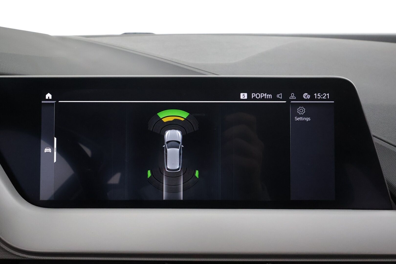 BMW 120 2022 F40 Hatchback 120d xDrive A Business * Vakkari / P.tutkat / LED / Navi / Digimittaristo * - 1.Om Suomi-auto / Kahdet renkaat aluvanteilla - HULLUT AVAJAISHULINAT KORKOTARJOUS 3,29 %