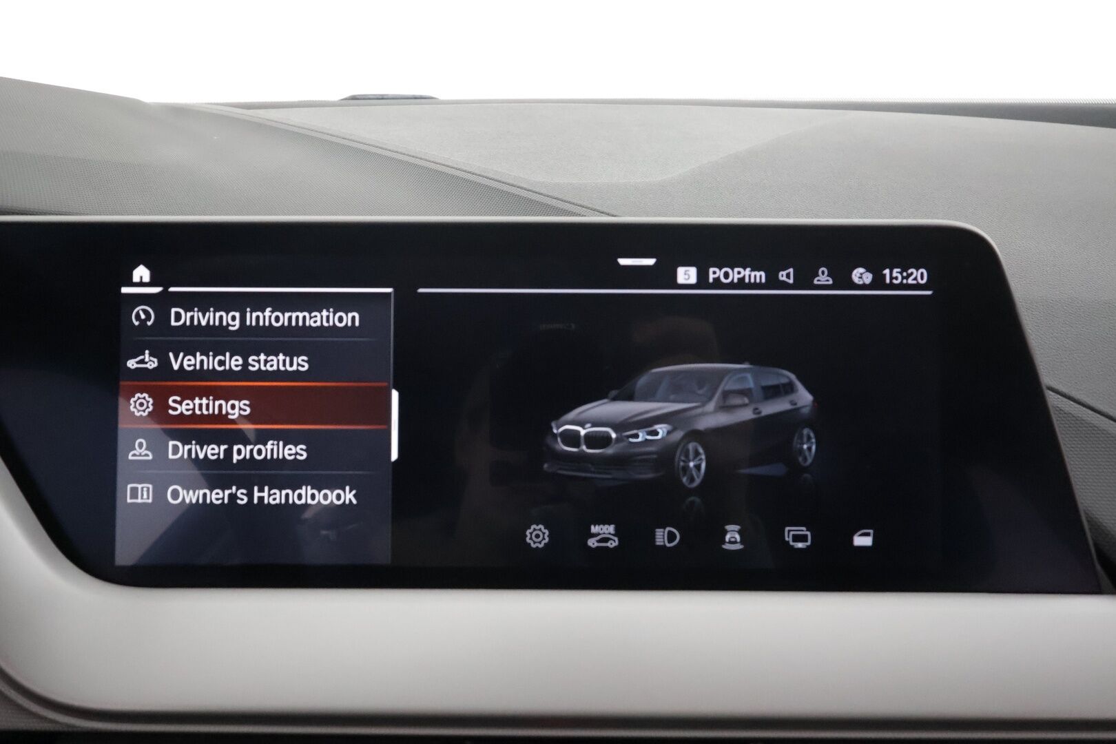 BMW 120 2022 F40 Hatchback 120d xDrive A Business -  | Vakkari  | P.tutkat | LED | Navi | Digimittaristo | 1.om Suomi-Auto |