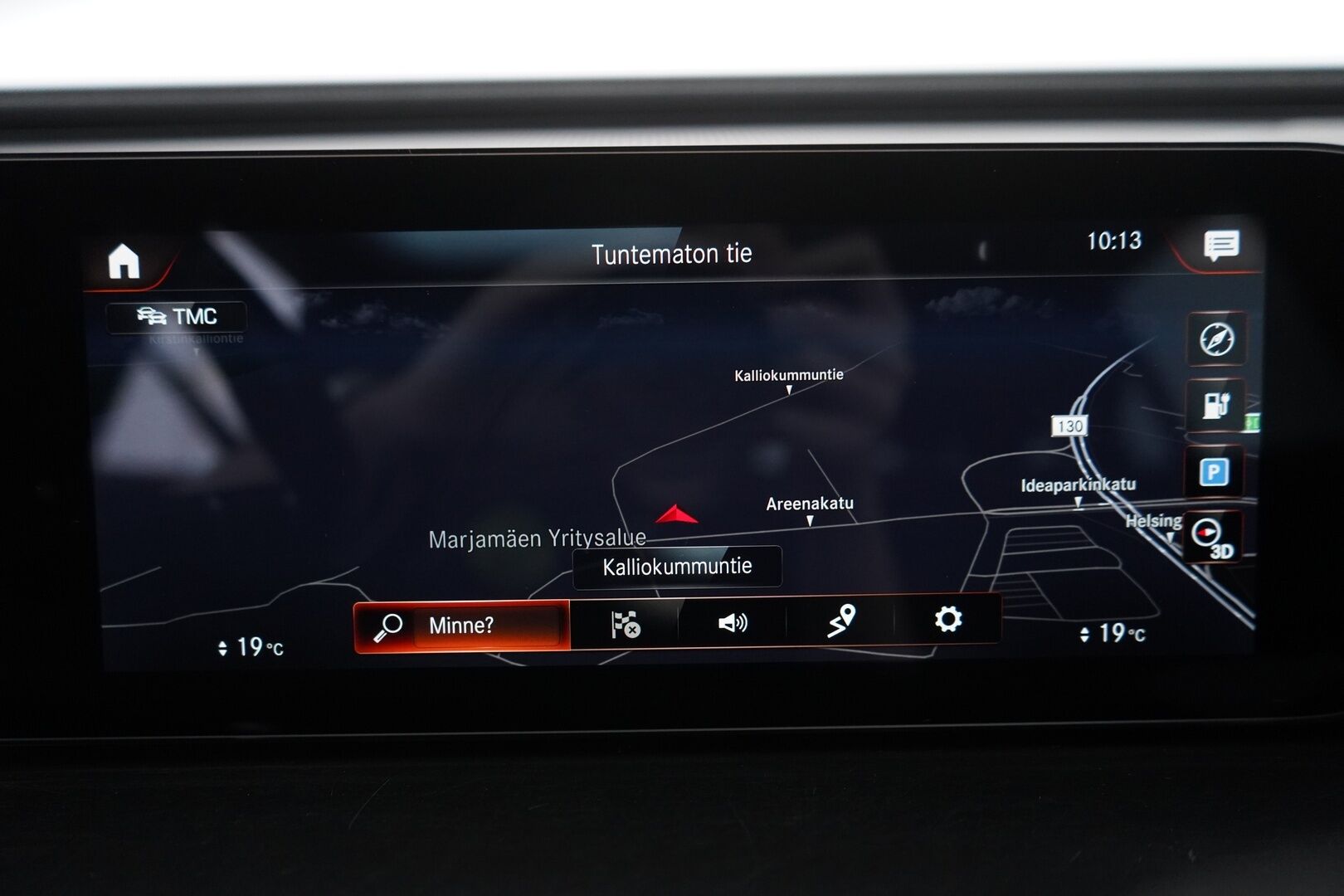 Mercedes-Benz EQC 2022 400 4MATIC Business AMG  *Distronic+ / Widescreen / Navi / Koukku / Keyless / Ambient / Blis / Muistipenkit - 3,99 % KORKOTARJOUS TÄHÄN AUTOON - 31.5. ASTI! - Suomi-auto / Kahdet vanteet renkaineen / Kaikki huollot tehty Veholla!