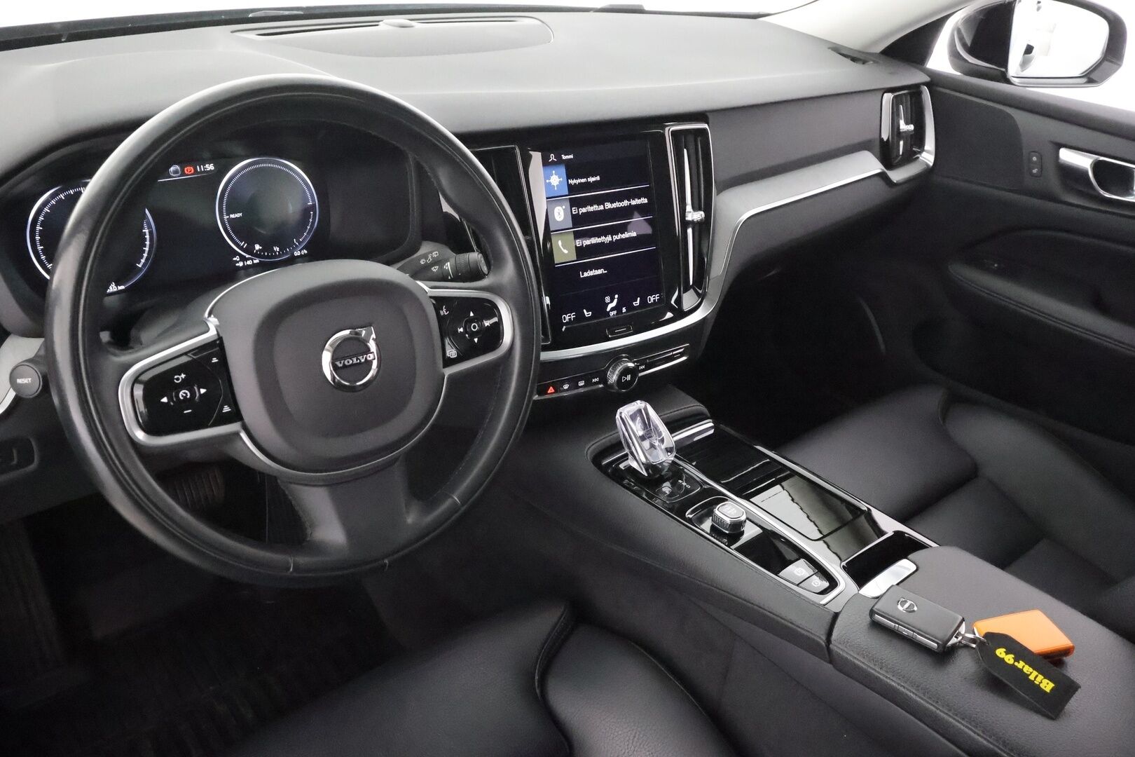 Volvo V60 2022 T6 TwE AWD Business Inscription Edition aut * ACC / Webasto / Koukku / Muistipenkki / Full LED / Nahat / Keyless / P.Kamera * - 1.Om Suomi-auto / Kahdet renkaat aluvanteilla / Merkkihuollettu - HULLUT AVAJAISHULINAT KORKOTARJOUS 3,29 %