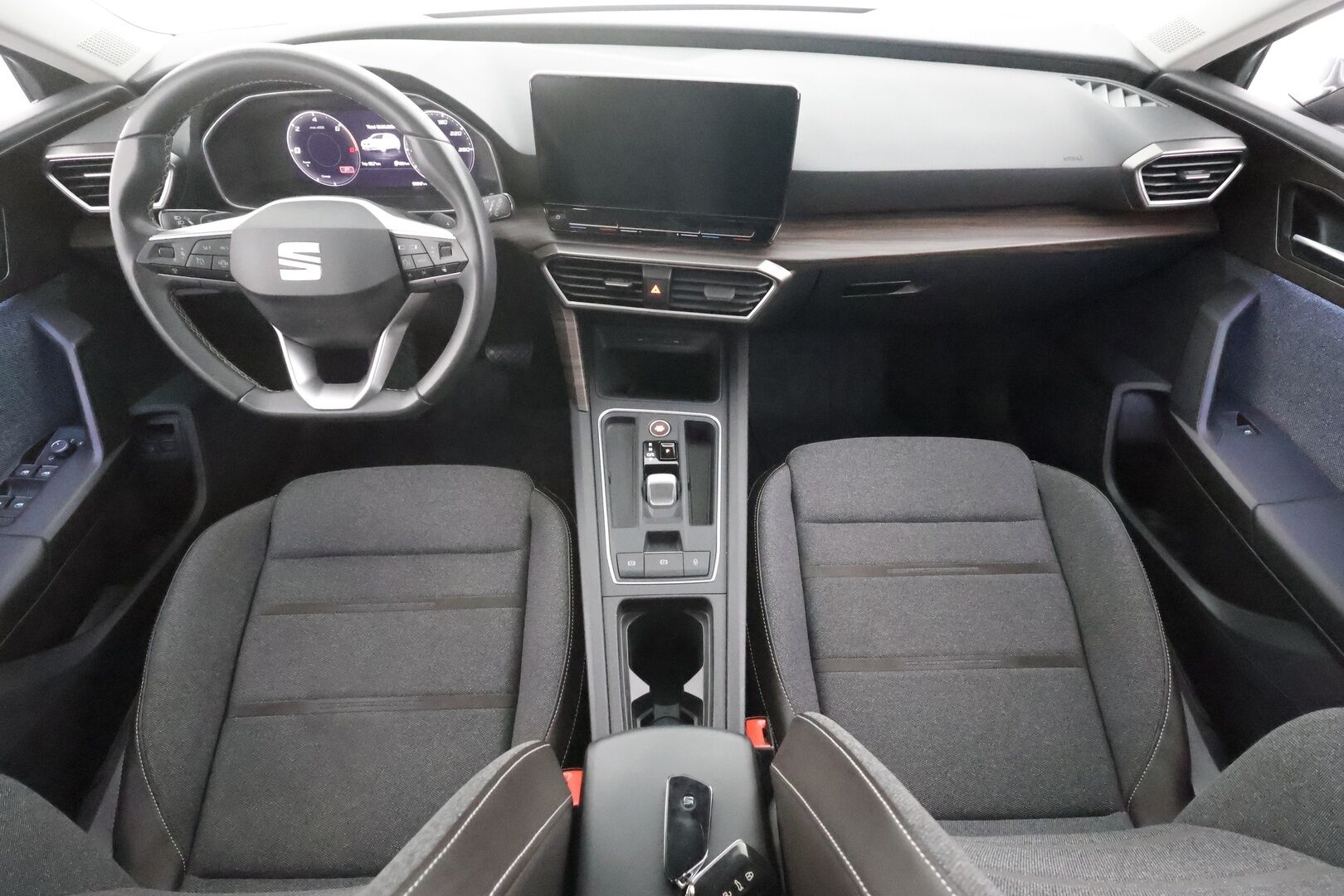 Seat Leon Sportstourer 2022 1,4 PHEV 204 eHybrid Xcellence DSG - | ACC | Koukku | P.Kamera | LED | Keyless | Apple&Android |                       1.Om Suomi-auto | Puolinahat | ALV | Ratinlämmitin |