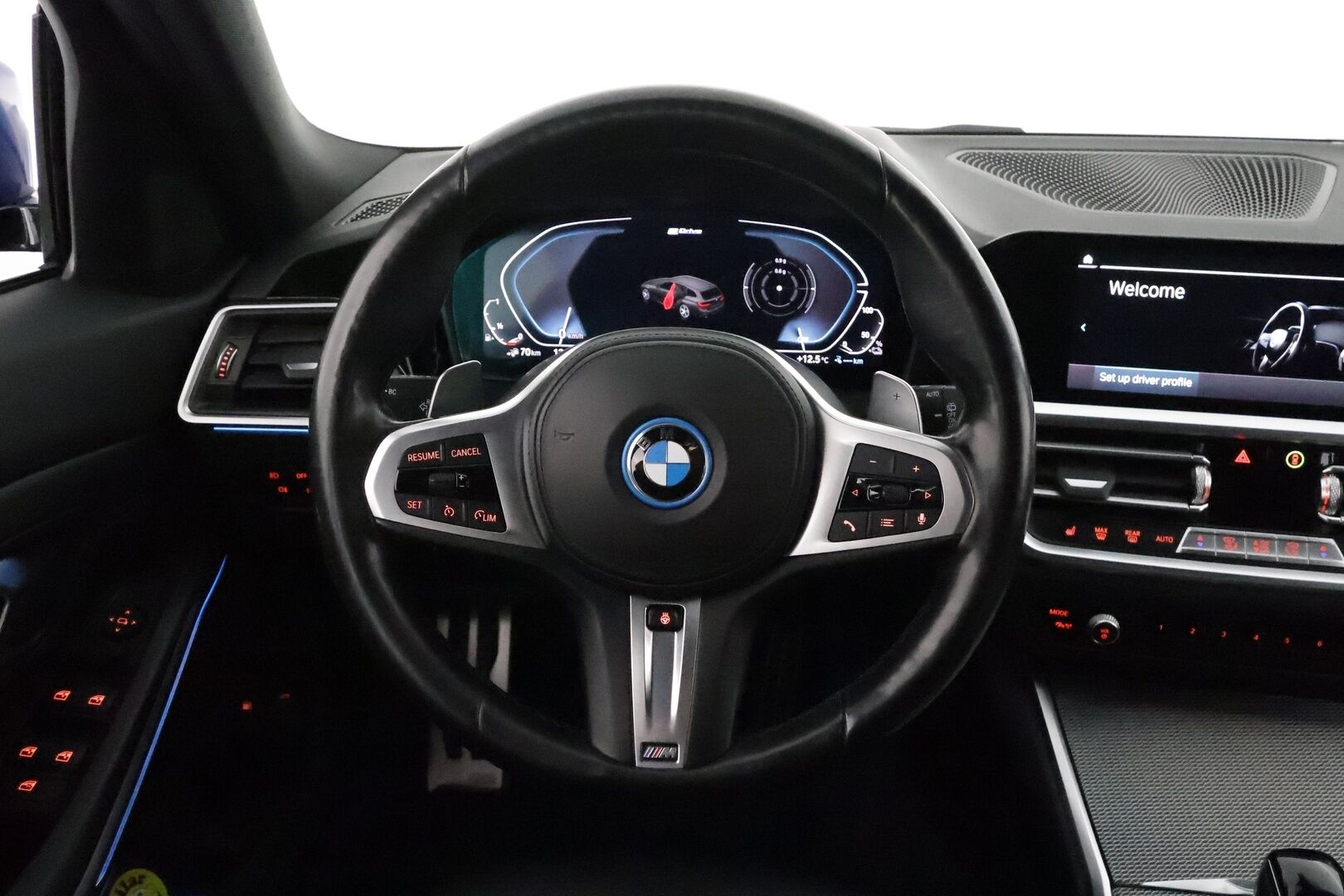 BMW 320 2022 G21 Touring 320e xDrive A Charged Edition M Sport *Vakkari / P.kamera / Hifi / Kaarreajovalot / Comfort Access* - Suomi-auto / Kahdet renkaat aluvanteilla / Näyttävä yksilö - Osta nyt, maksa vasta ensi vuonna