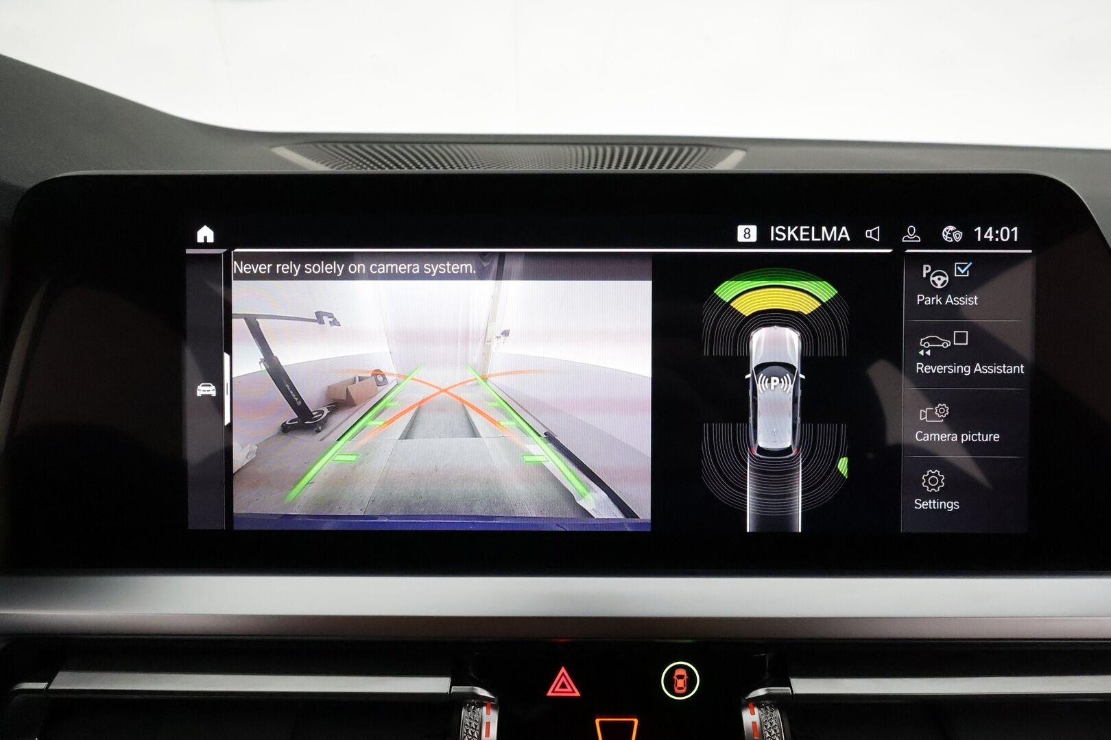 BMW 320 2022 G21 Touring 320e xDrive A Charged Edition M Sport *Vakkari / P.kamera / Hifi / Kaarreajovalot / Comfort Access* - Suomi-auto / Kahdet renkaat aluvanteilla / Näyttävä yksilö - HULLUT VÄLIPÄIVÄT KORKOTARJOUS 2,49%