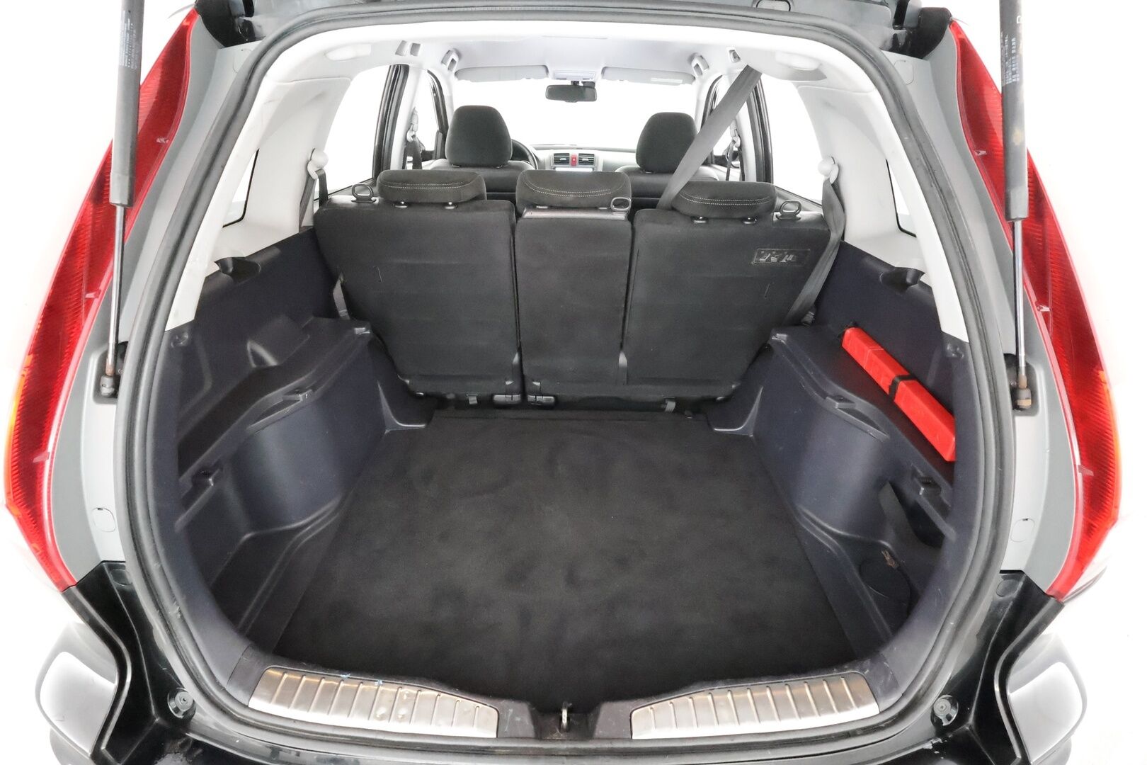 Honda CR-V 2012 2,0 Elegance AT Business * Suomi-auto / Juuri katsastettu! / Vakkari / P.tutka / Navi / Koukku / Lohkolämmitin * - Kahdet renkaat aluvanteilla - HULLU BLACKWEEK KORKOTARJOUS 2,49%