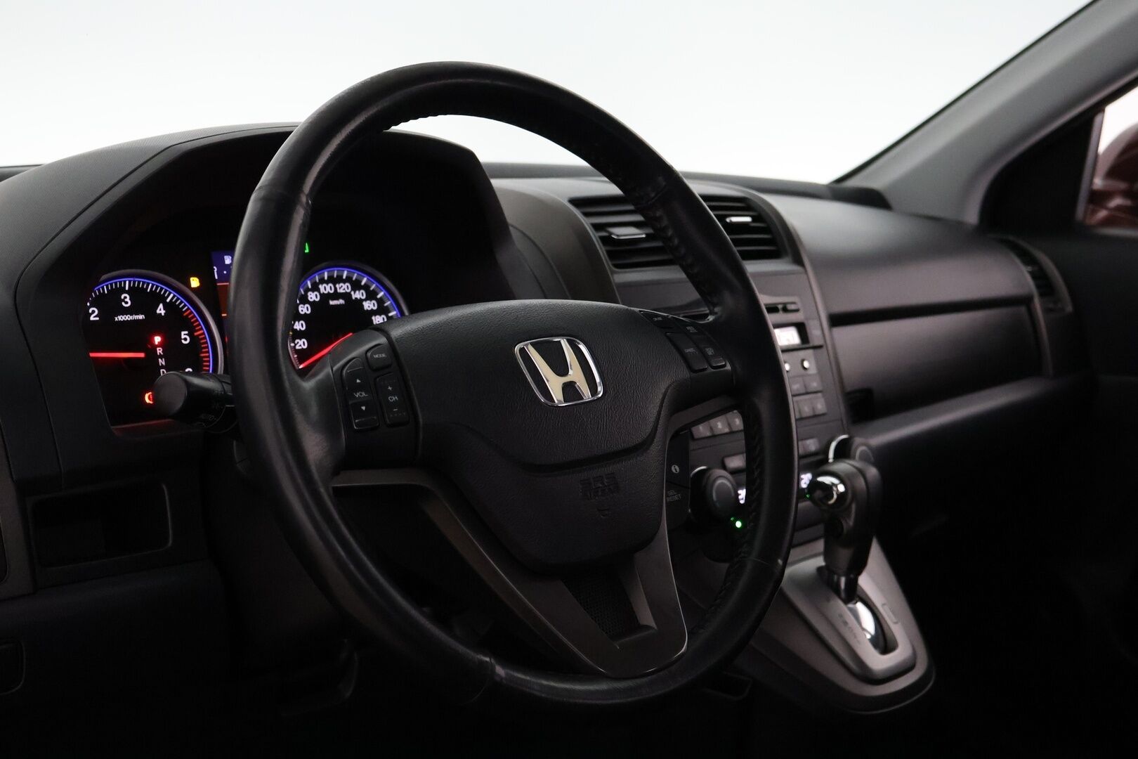 Honda CR-V 2013 2,2 i-DTEC Elegance Lifestyle AT 4WD Business - | Lohko | Xenon  | P.tutka | Vakkari | Nahka-alcantara | 2x Vanteet ja renkaat |