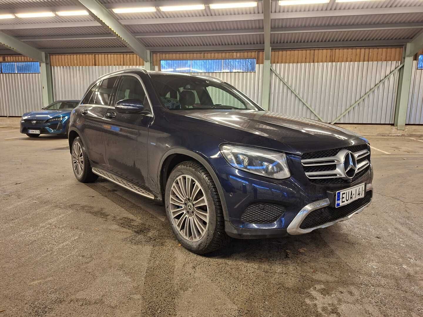 Mercedes-Benz GLC 2018 350 e 4Matic A Premium Business - Myydään  Huutokaupat.com - Designo nahat | Burmester | 360° | Panorama | Merkkihuollettu | Sähkökontti | Navi | Tutkat | Touchpad | BLIS | 