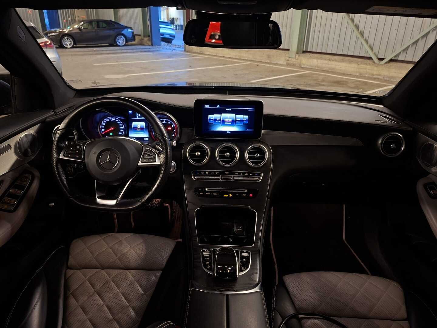 Mercedes-Benz GLC 2018 350 e 4Matic A Premium Business - Myydään  Huutokaupat.com - Designo nahat | Burmester | 360° | Panorama | Merkkihuollettu | Sähkökontti | Navi | Tutkat | Touchpad | BLIS | 