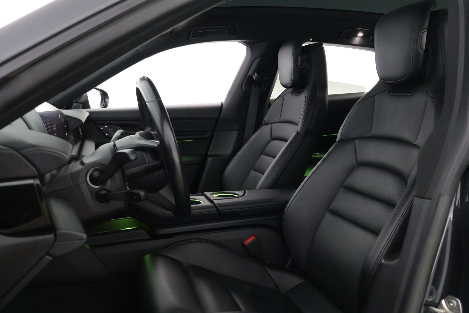 Porsche Taycan 2022 Sport Turismo Advantage Package *1.OM Suomi-auto / ACC / PASM / BOSE /  Lämpöpumppu / Performance Battery Plus / Nahkasisusta* - Merkkihuollettu 3/26 / 14-suuntaiset penkit / 2x Porsche vanteet - HULLUT AVAJAISHULINAT KORKOTARJOUS 3,29 %