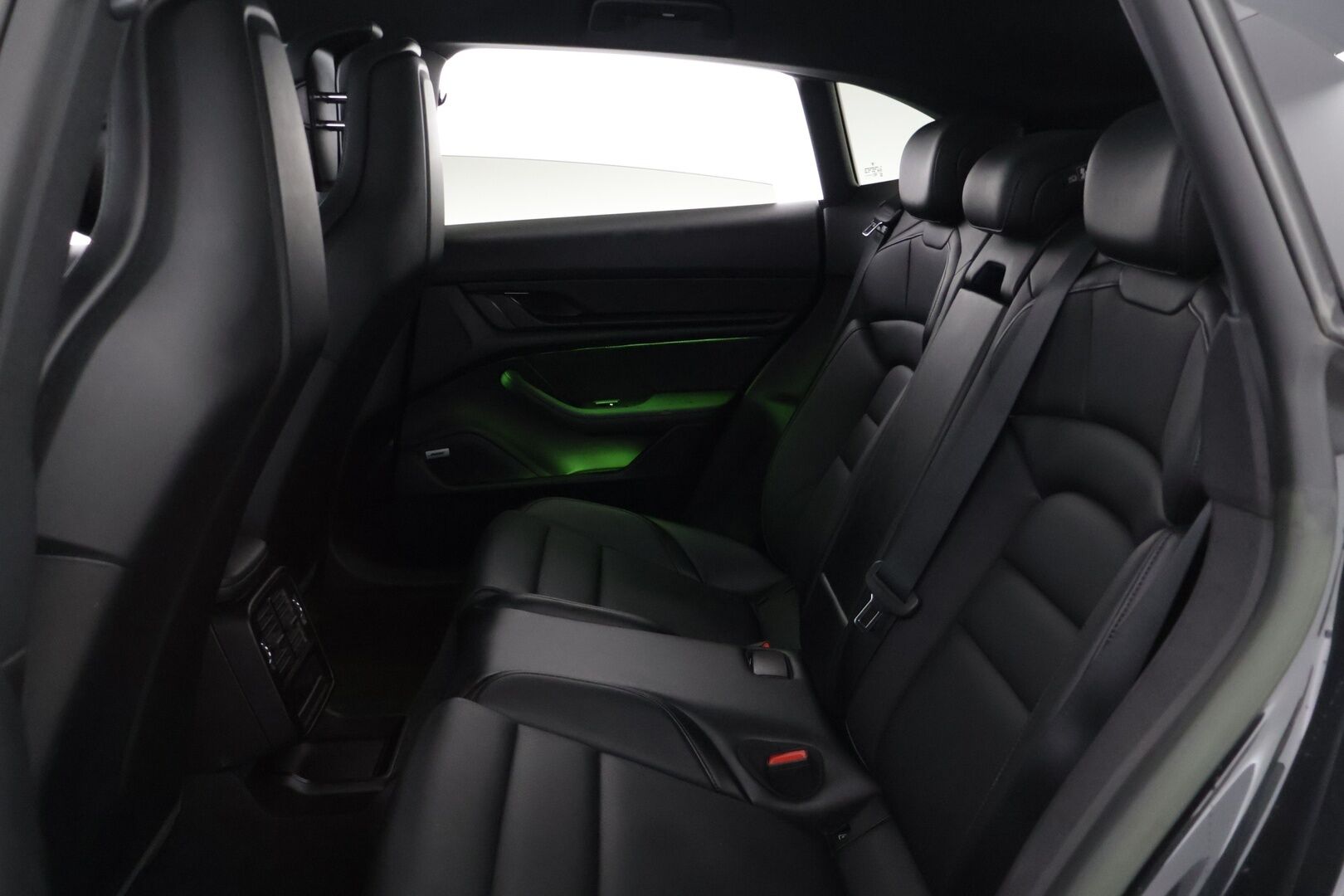 Porsche Taycan 2022 Sport Turismo Advantage Package *ACC / PASM / BOSE /  ILP / 14-Penkit / PB+* - 1OM.Suomi-auto / Merkkihuollettu