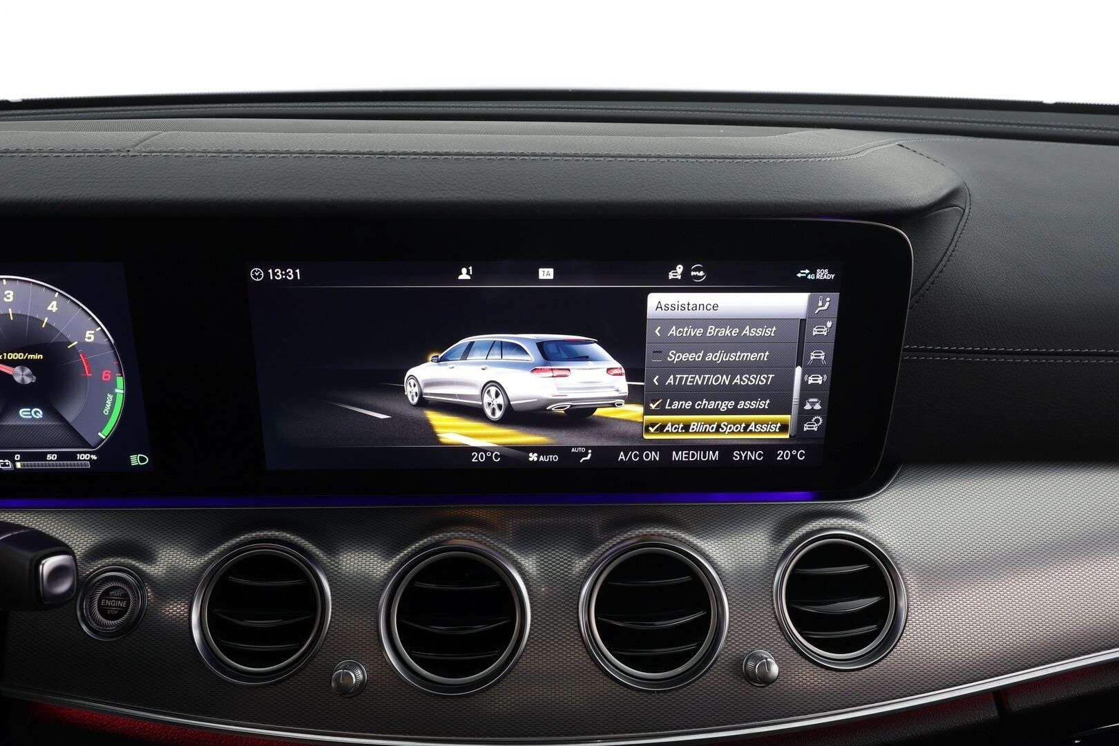 Mercedes-Benz E 2020 300 de T A Business AMG EQ Power * Distronic+ / 360° / HUD / Burmester / Muistipenkit / Panorama / Multibeam / Koukku * - KeylessGo / Kahdet renkaat aluvanteilla / Huippuvarusteet