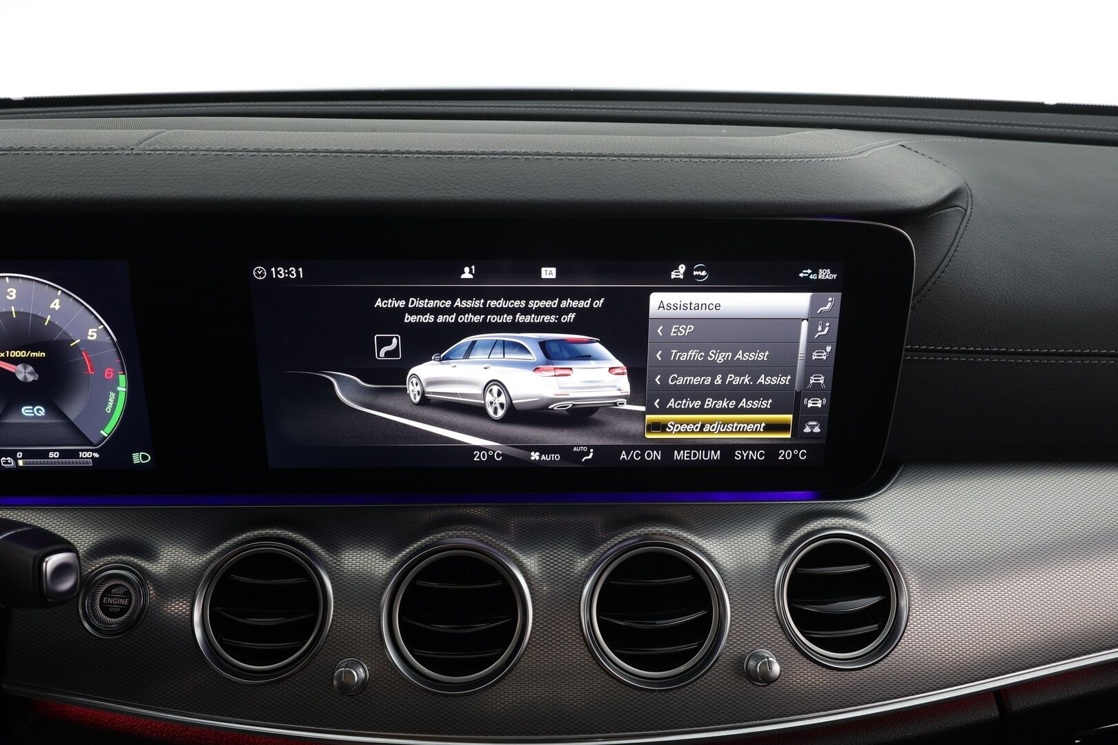 Mercedes-Benz E 2020 300 de T A Business AMG EQ Power * Distronic+ / 360° / HUD / Burmester / Muistipenkit / Panorama / Multibeam / Koukku * - KeylessGo / Kahdet renkaat aluvanteilla / Huippuvarusteet - HULLUT AVAJAISHULINAT KORKOTARJOUS 3,29 %