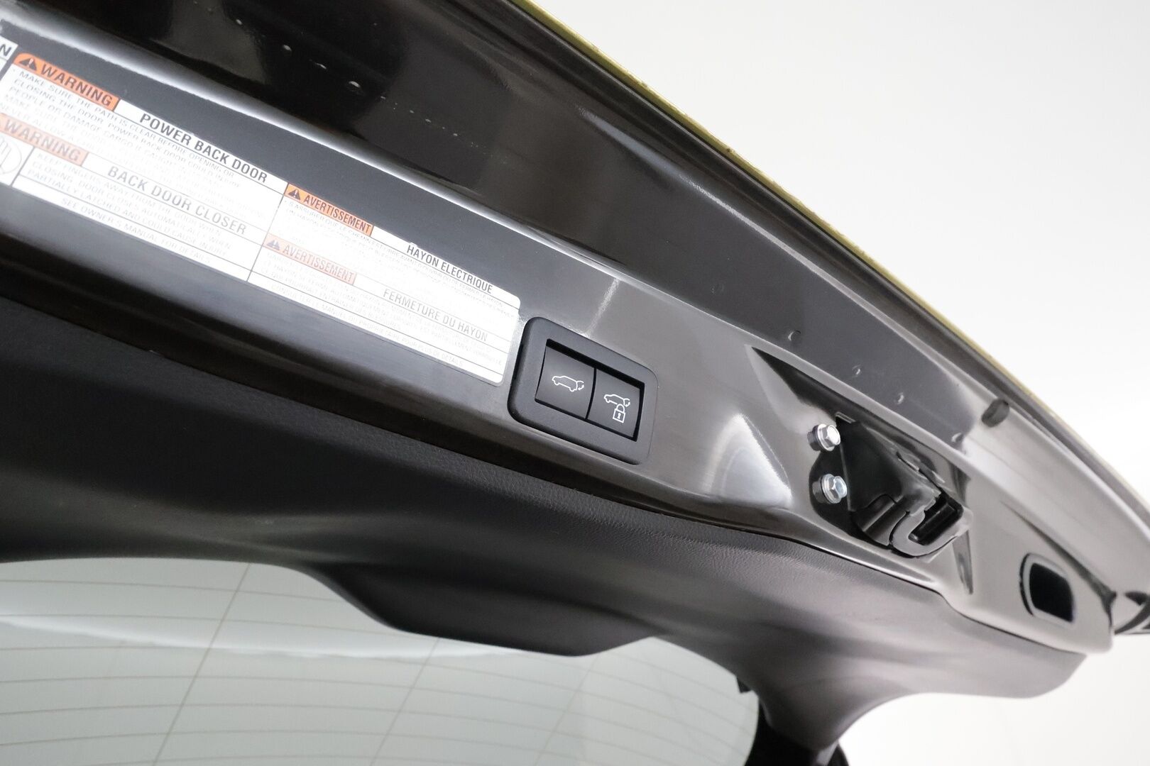 Toyota Yaris Cross 2023 1,5 Hybrid AWD-i Premiere Edition **HUD / JBL / Lasikatto / KeylessGo / Adapt.vakkari / Nahkapenkit / P.kamera** - 3,99 % KORKOTARJOUS TÄHÄN AUTOON - 1.om Suomi-auto / kahdet renkaat aluvanteilla / Merkkihuollettu