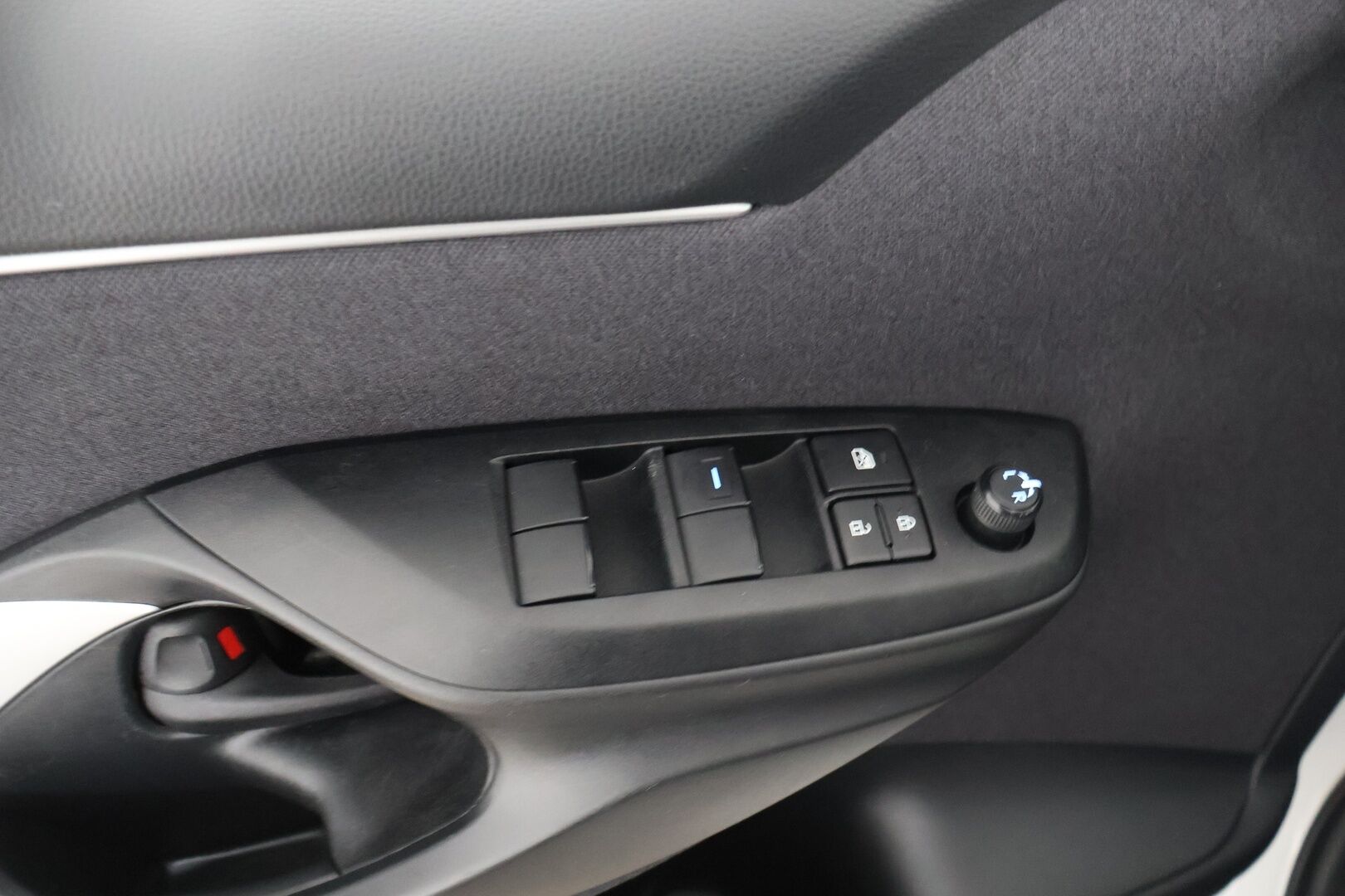 Toyota Yaris 2022 1,5 Hybrid Active -  Merkkihuollot | Adapt. Vak | P-kamera | Lohkolämmitin |Suomi-auto | Juuri katsastettu | 2x renkaat
