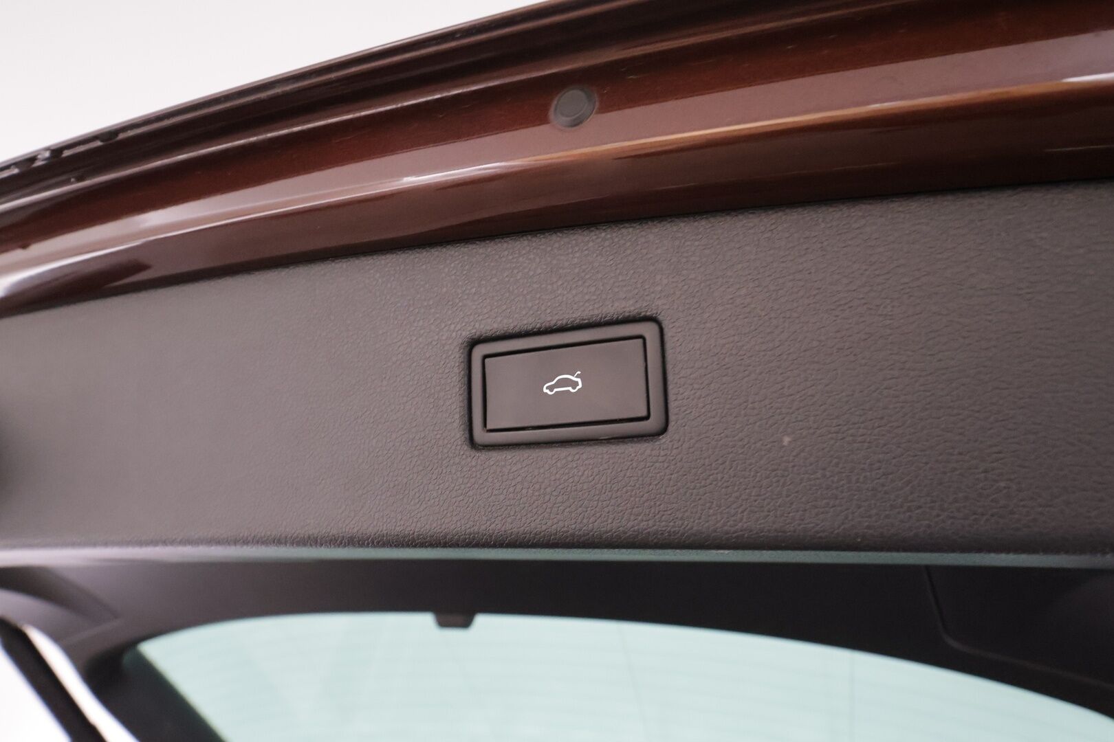 Volkswagen Tiguan 2022 2.0 TDI Style Business SCR 110 kW 4MOTION DSG * Webasto / Koukku / ACC / Matrix-LED / Kamera / Hierovat Sportpenkit * - KATSO KAMPANJAHINTA! / 1-Om suomi-auto / Kahdet renkaat / ALV - HULLUT AVAJAISHULINAT KORKOTARJOUS 3,29 %