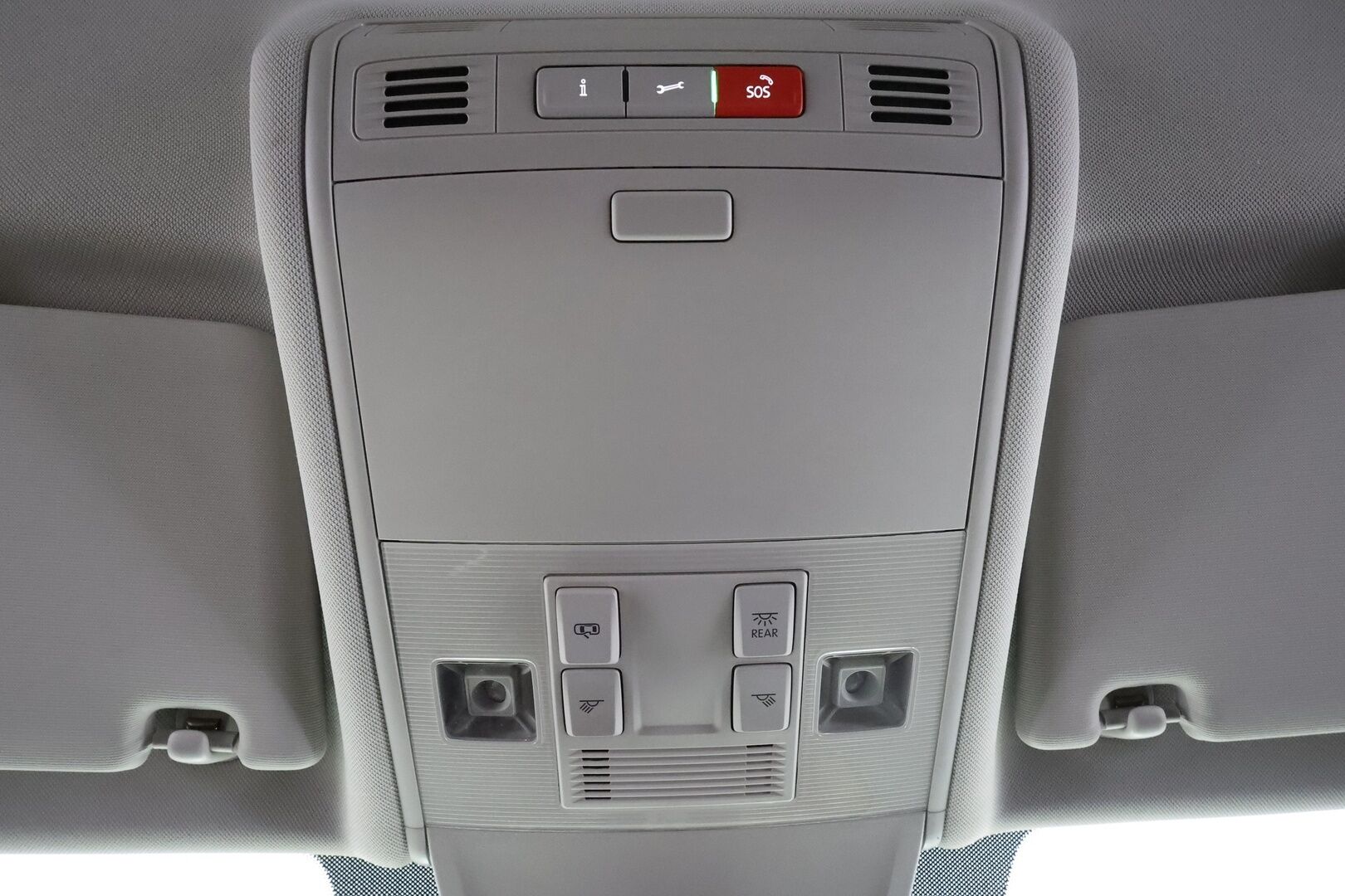 Volkswagen Tiguan 2022 2.0 TDI Style Business SCR 110 kW 4MOTION DSG * Webasto / Koukku / ACC / Matrix-LED / Kamera / Hierovat Sportpenkit * - KATSO KAMPANJAHINTA! / 1-Om suomi-auto / Kahdet renkaat / ALV - HULLUT AVAJAISHULINAT KORKOTARJOUS 3,29 %