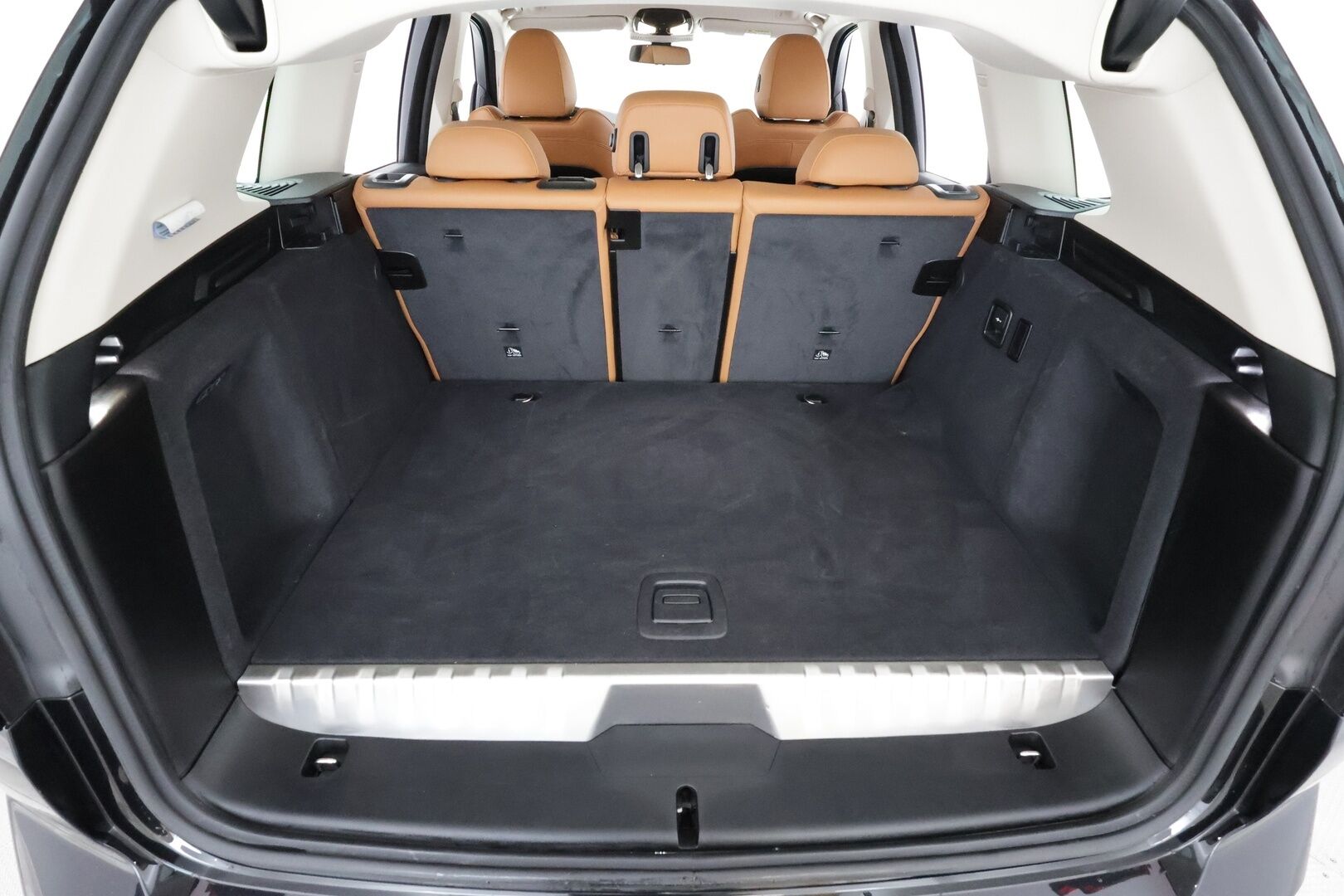 BMW X3 2022 G01 xDrive 30e A Charged Edition * LED / 360° / Sportnahat / Navi / HiFi / Digimittaristo * - HULLU BLACKWEEK 2,49% KORKOTARJOUS - 1-om Suomi-auto / Kahdet renkaat