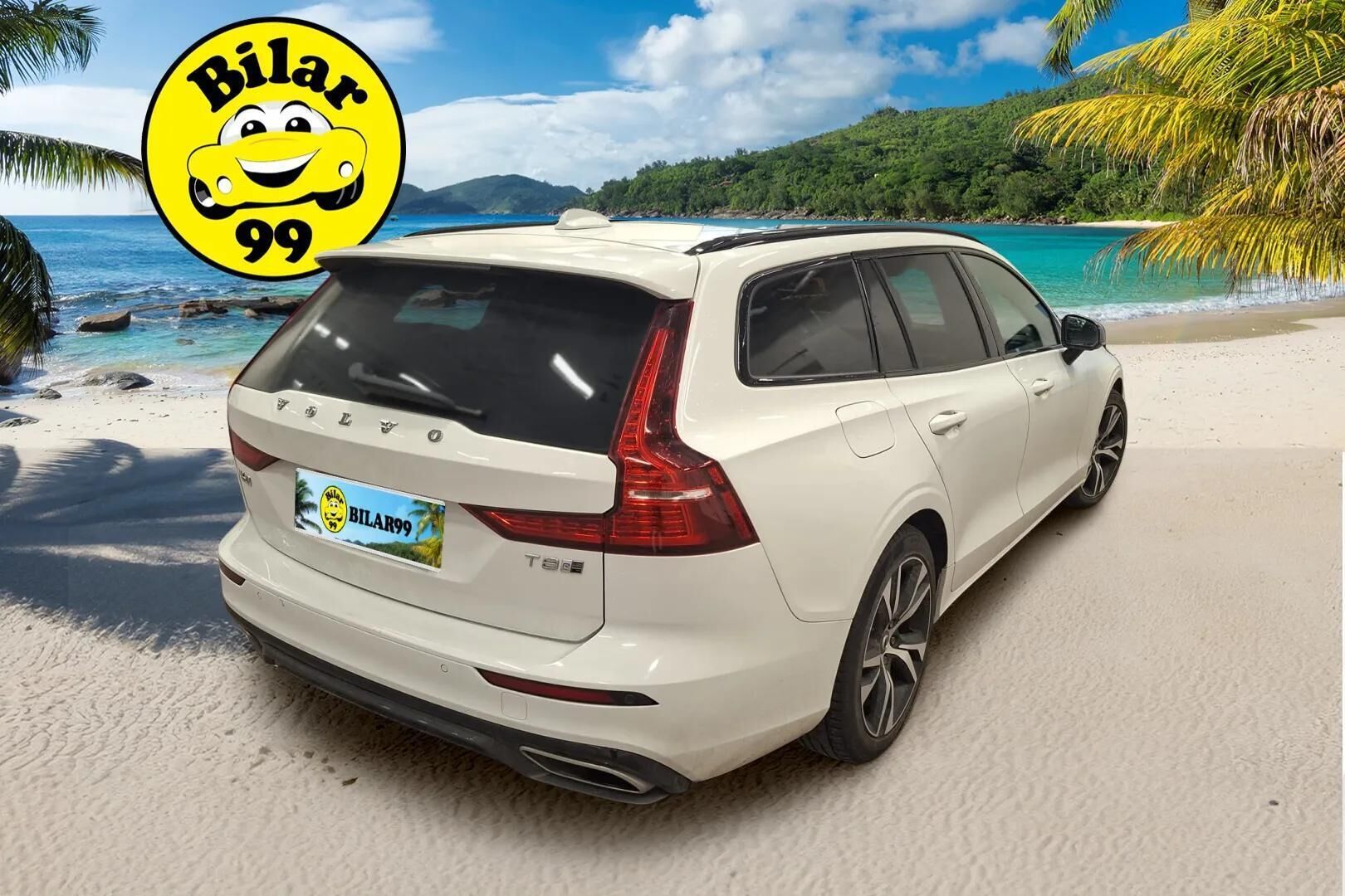 Volvo V60 2019 T8 AWD R-Design aut - | Webasto | ACC & Pilot | Koukku | VOC | Panorama | Adapt LED | Hifi | P.Kamera ja tutkat | Apple & Android | Nahkasisusta |