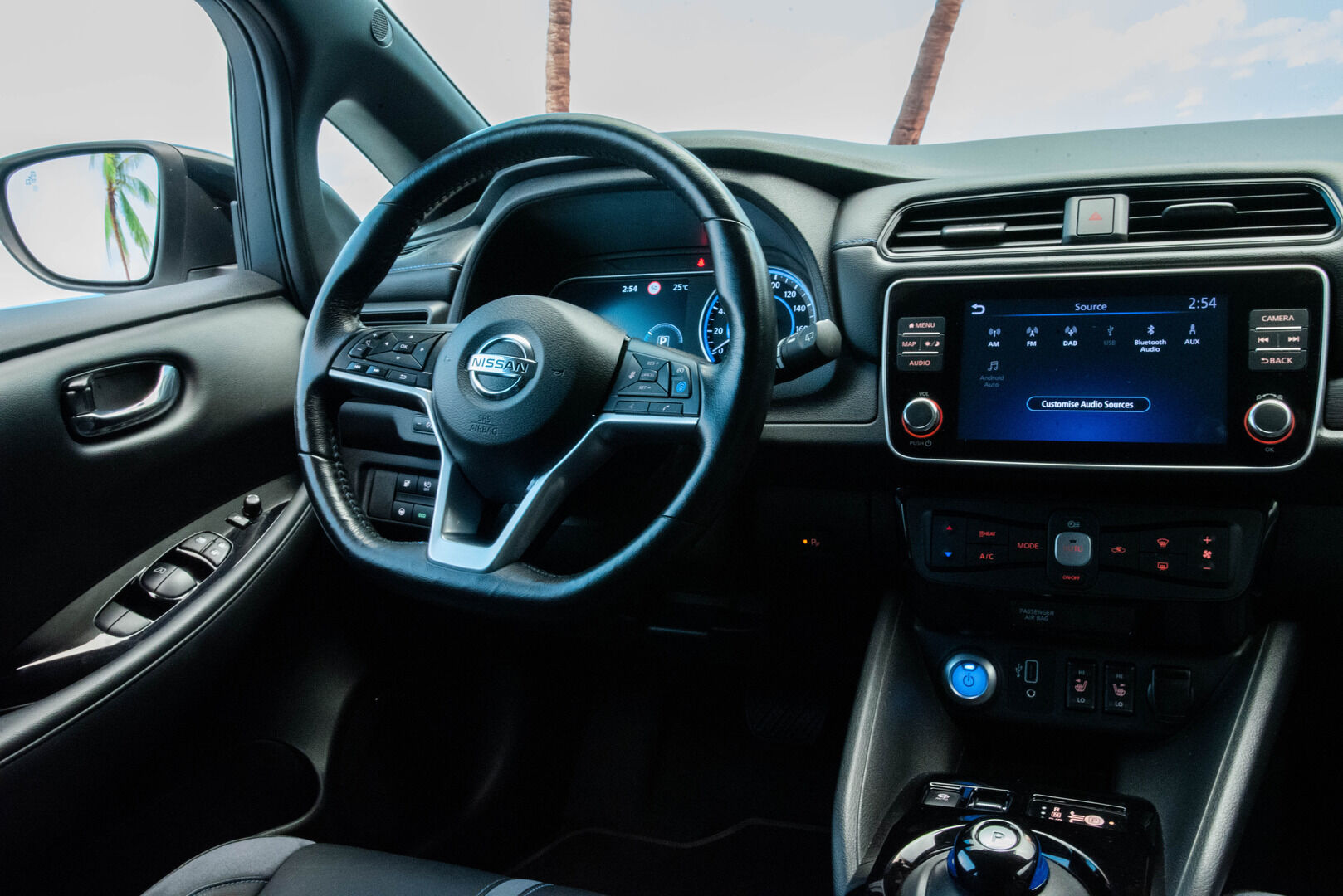NISSAN LEAF 2019 40kWh Tekna - | 360° Kamera | ACC | Katveavustin | Pysäköintitutkat | Lämmitettävä ratti |