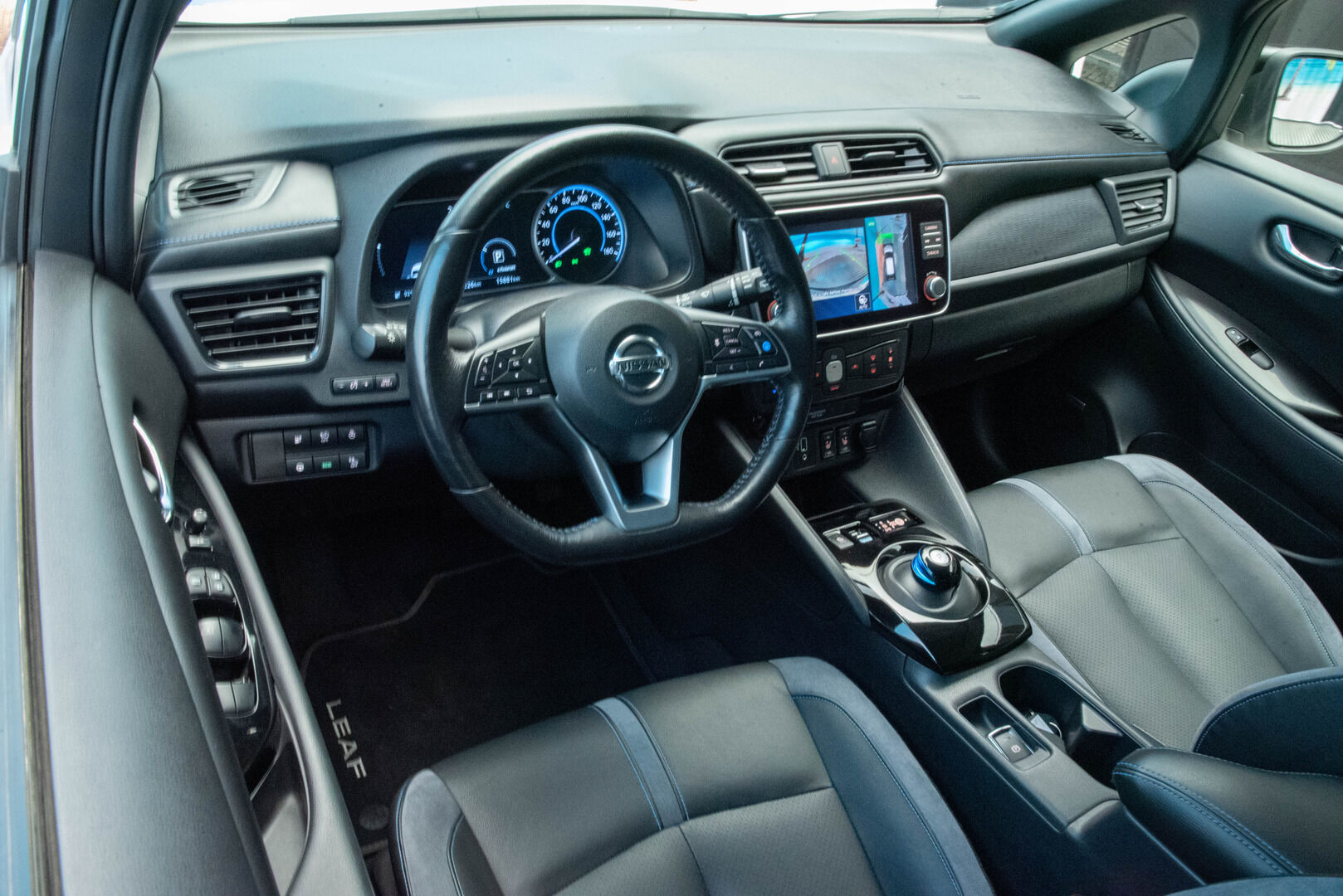 NISSAN LEAF 2019 40kWh Tekna - | 360° Kamera | ACC | Katveavustin | Pysäköintitutkat | Lämmitettävä ratti |