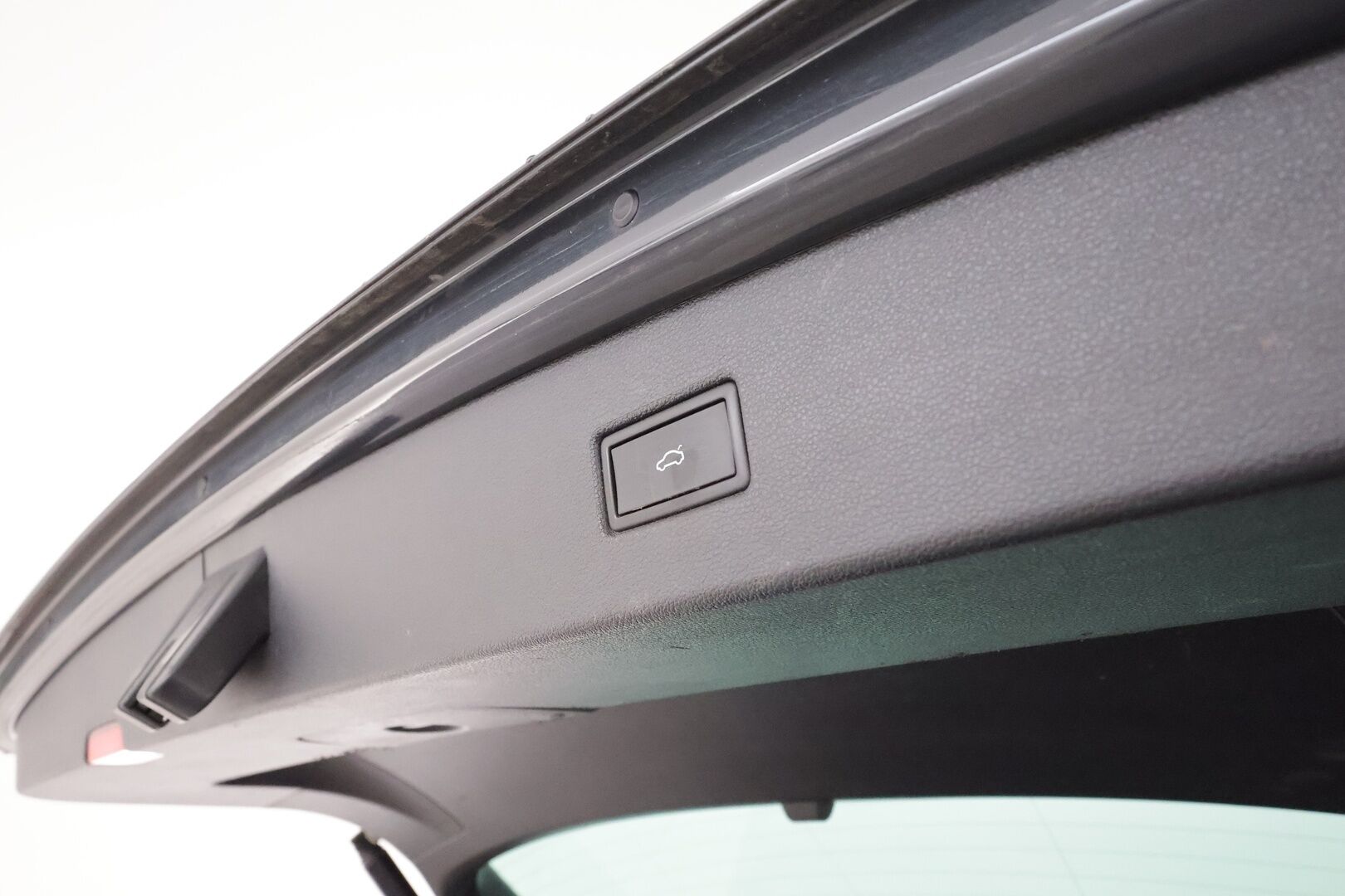 Volkswagen Tiguan 2022 Style 1,5TSI Business 110 kW DSG / 1.Om Suomi-auto / Webasto / Adapt.vakkari / iQ.Light / P.kamera / Koukku - Digimittari / KeyLessGo / Kahdet hyvät renkaat