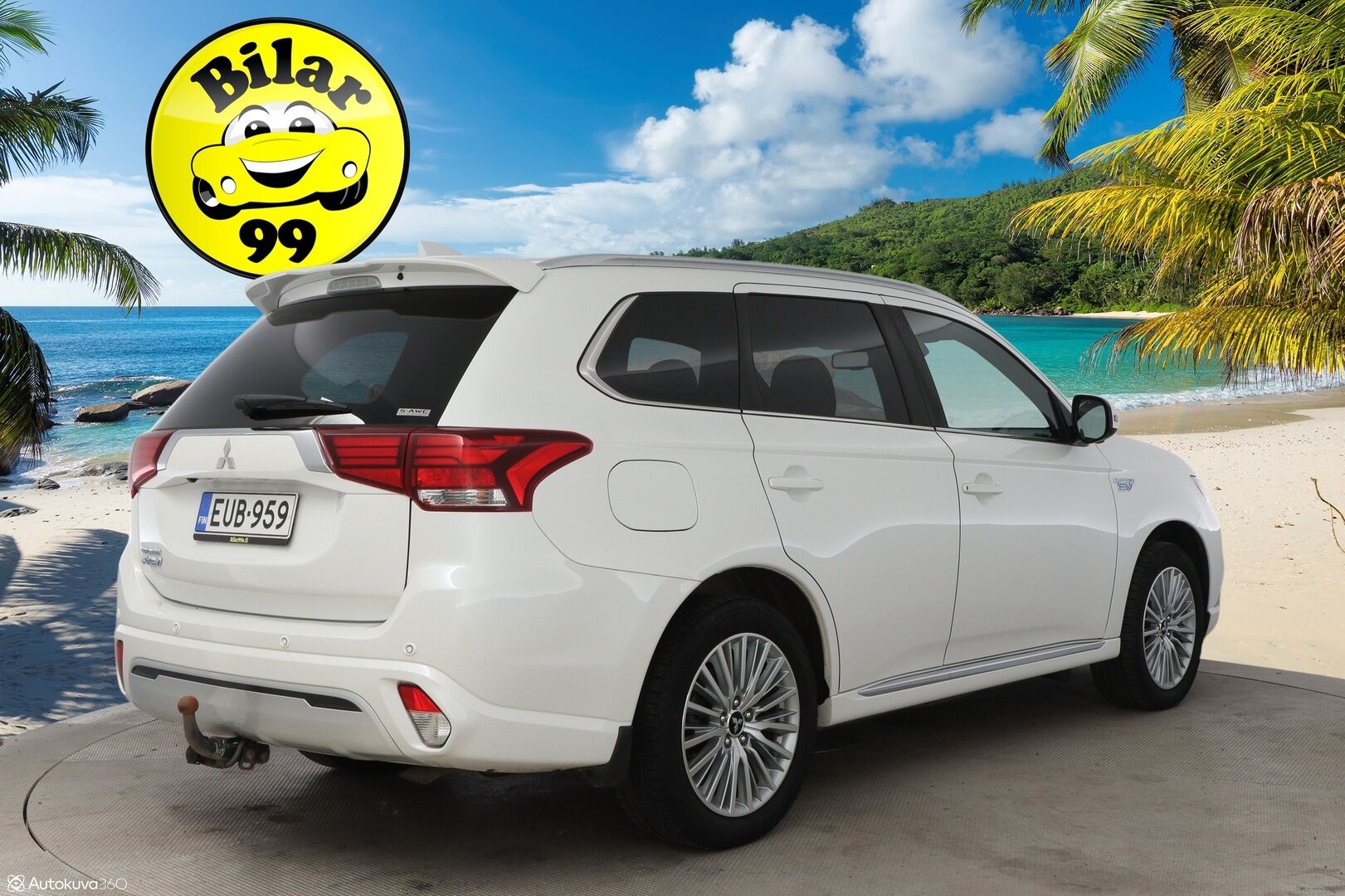 Mitsubishi Outlander PHEV 2020 Business 4WD 5P - Adapt.Vakkari / Power Sound / 360-Kamera / Vetokoukku / LED / Vaalea Nahkasisusta / KeylessGo / Supervarusteet!