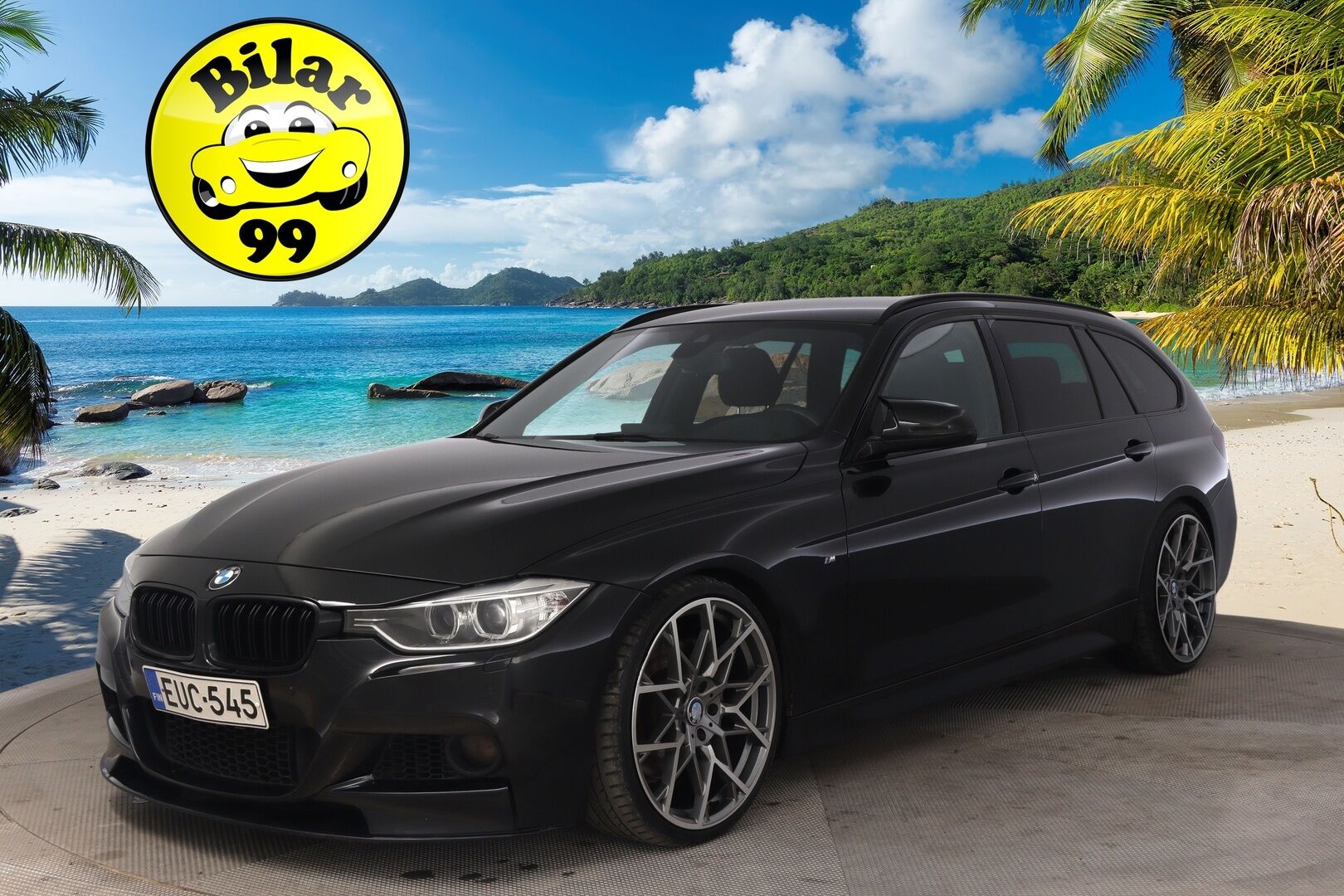 BMW 335 2015 F31 Touring 335d A xDrive M-Sport * Proffanavi / HarmanKardon / S-luukku / Sporttipenkit / Koukku * - Connected Drive / Musta sisäkattoverhoilu / Kangas-alcantara  