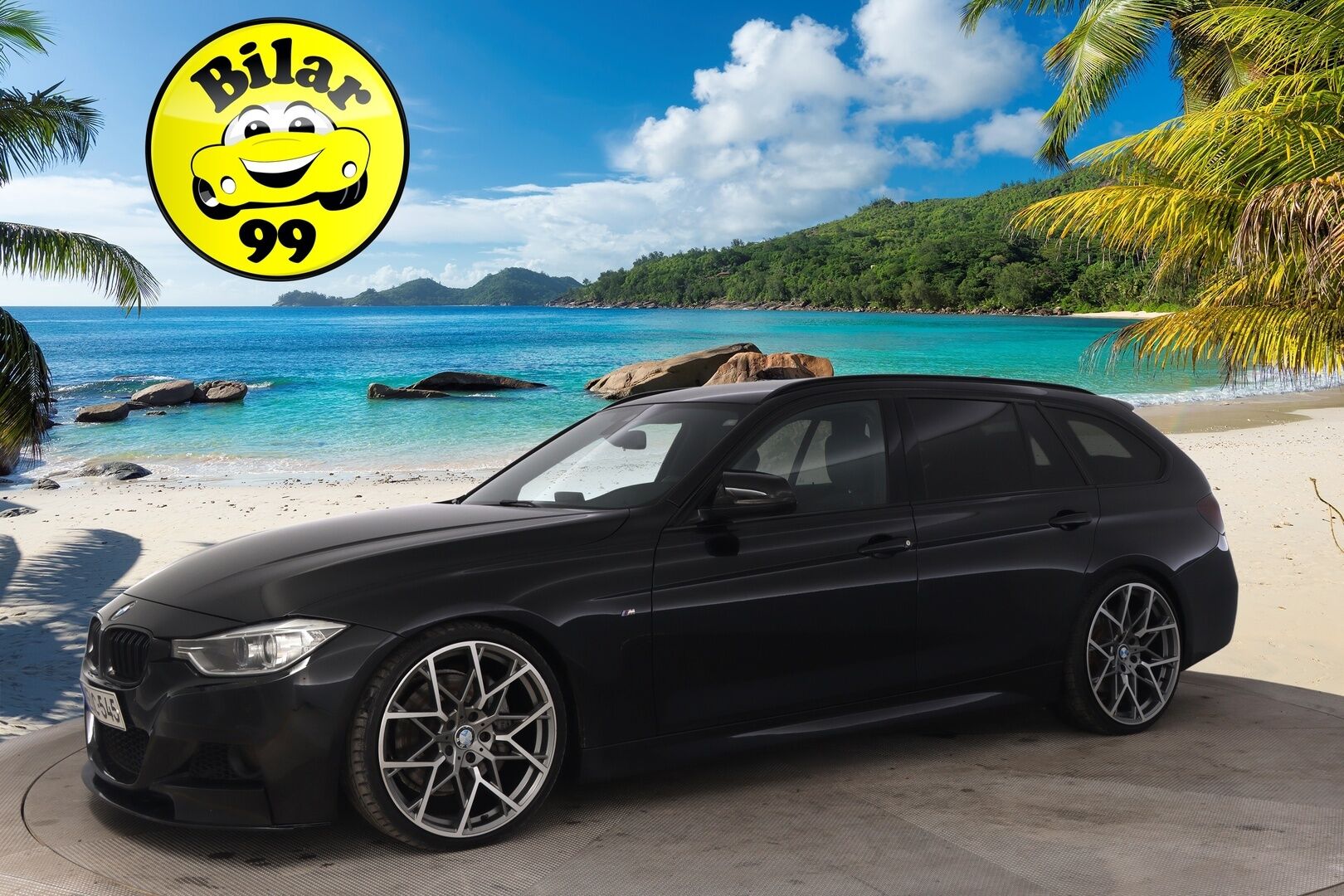 BMW 335 2015 F31 Touring 335d A xDrive M-Sport * Proffanavi / HarmanKardon / S-luukku / Sporttipenkit / Koukku * - Connected Drive / Musta sisäkattoverhoilu / Kangas-alcantara  