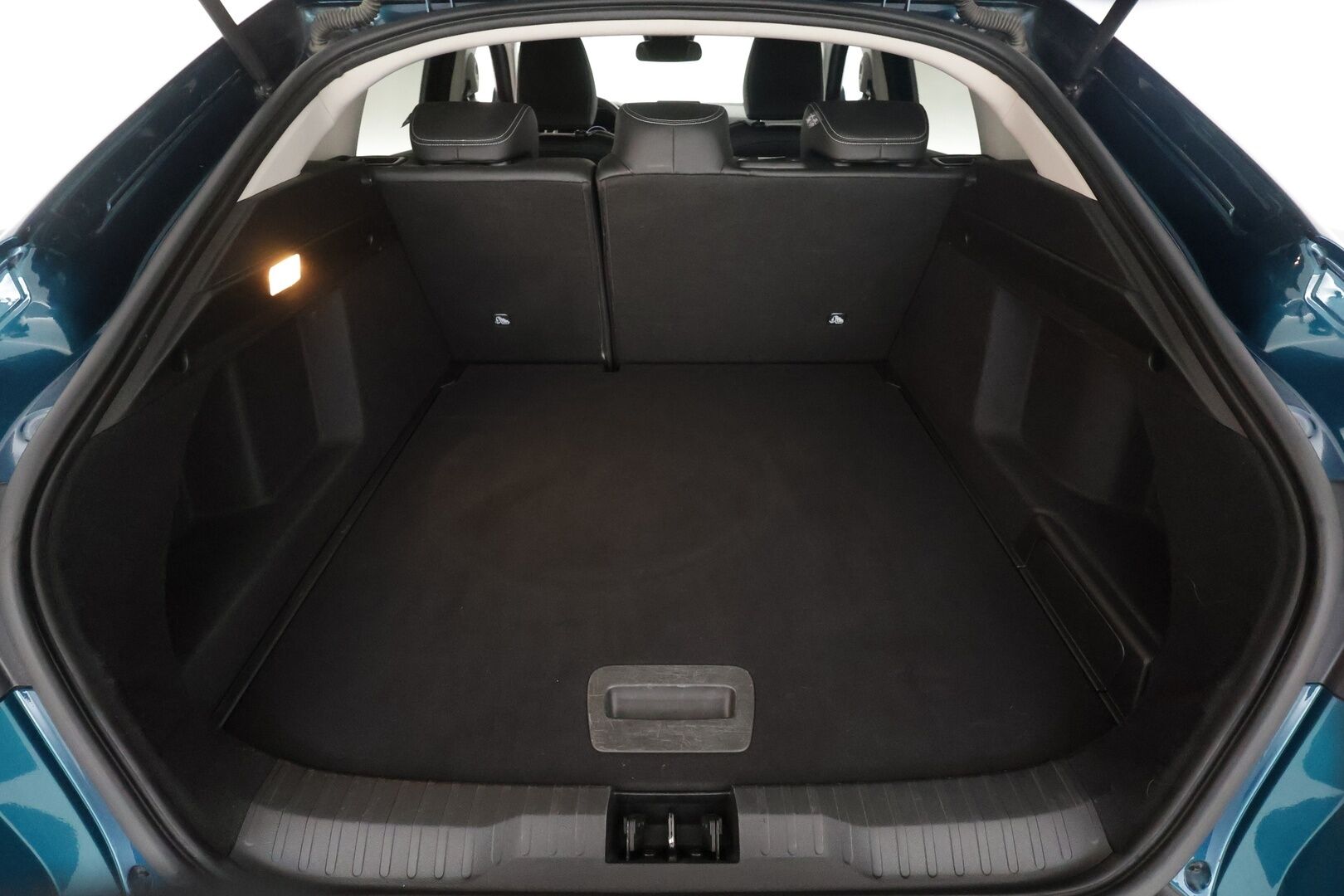 Renault Arkana 2022 E-TECH 145 Hybrid Intens - | ACC | Puolinahat | Digimittaristo | P.kamera ja tutkat | LED | LKA | BSM | RCTA | Lämm. ratti | Apple & Android | Merkkihuollettu | 2x renkaat aluin |
