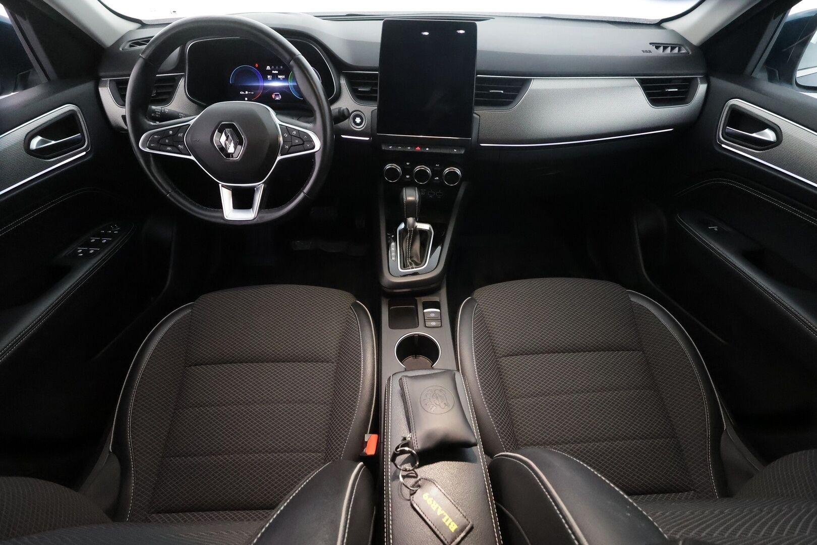 Renault Arkana 2022 E-TECH 145 Hybrid Intens - | ACC | Puolinahat | Digimittaristo | P.kamera ja tutkat | LED | LKA | BSM | RCTA | Lämm. ratti | Apple & Android | Merkkihuollettu | 2x renkaat aluin |