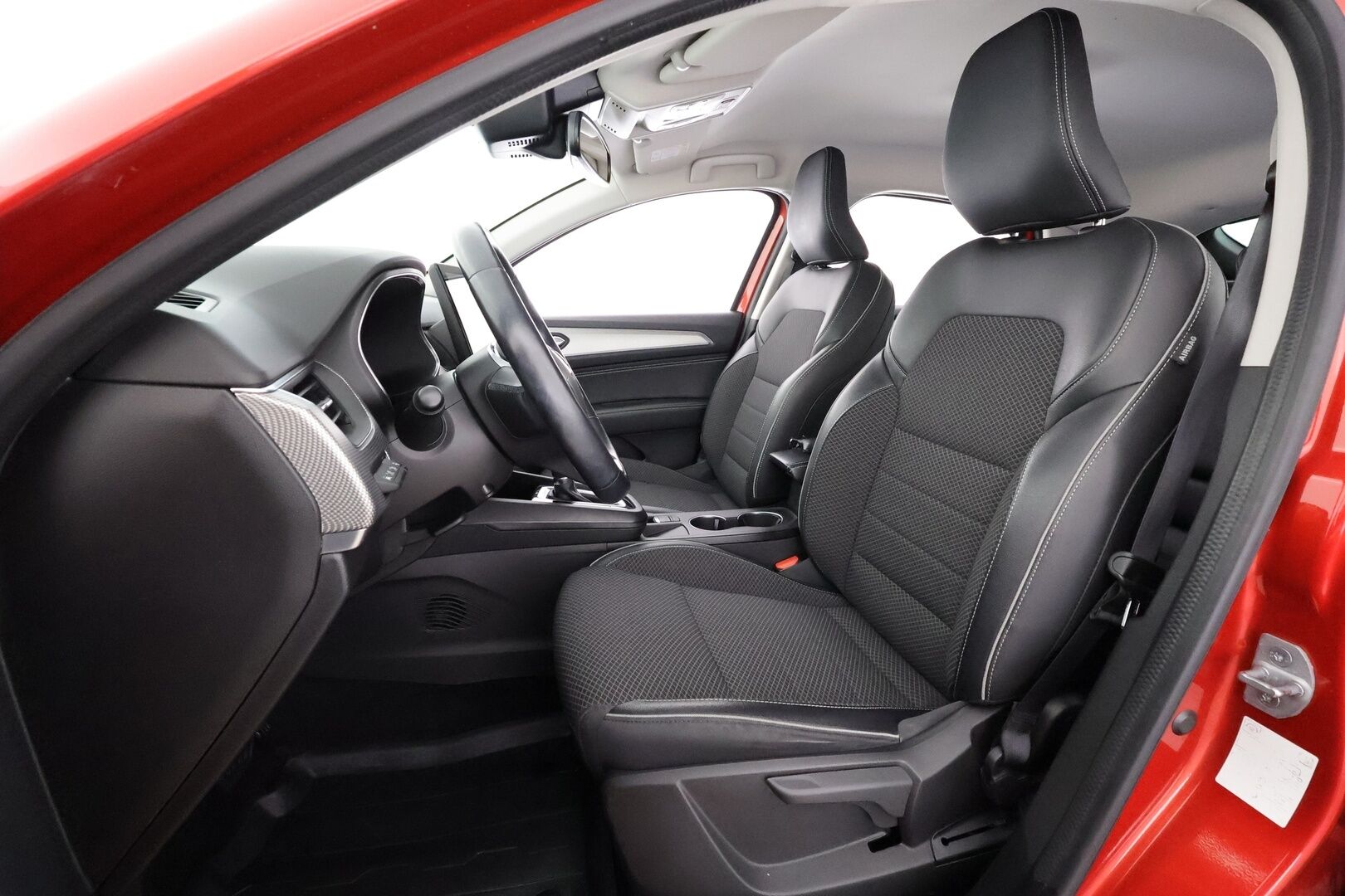 Renault Arkana 2022 E-TECH 145 Hybrid Intens - | ACC | Puolinahat | Digimittaristo | P.kamera | Keyless | Navi | BSM | Lane Assist | RCTA | Lämm. ratti | Apple & Android | Merkkihuollettu | 