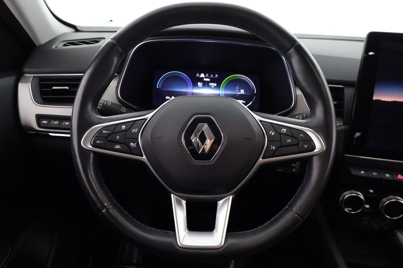Renault Arkana 2022 E-TECH 145 Hybrid Intens - | ACC | Puolinahat | Digimittaristo | P.kamera | Keyless | Navi | BSM | Lane Assist | RCTA | Lämm. ratti | Apple & Android | Merkkihuollettu | 