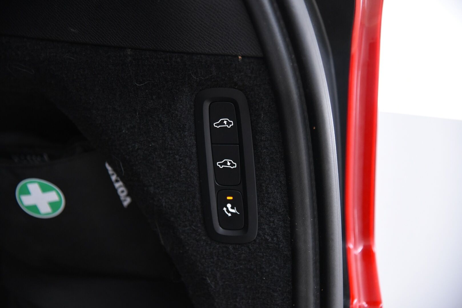 Volvo XC90 2020 T8 TwE AWD Inscription aut Adapt.Vak / HUD / 360° / H&K / Muistinahat / Webasto / Full-LED - 3,99 % KORKOTARJOUS TÄHÄN AUTOON - Panorama / Vetokoukku / BLIS / Four-C / Apple&Android / Keyless