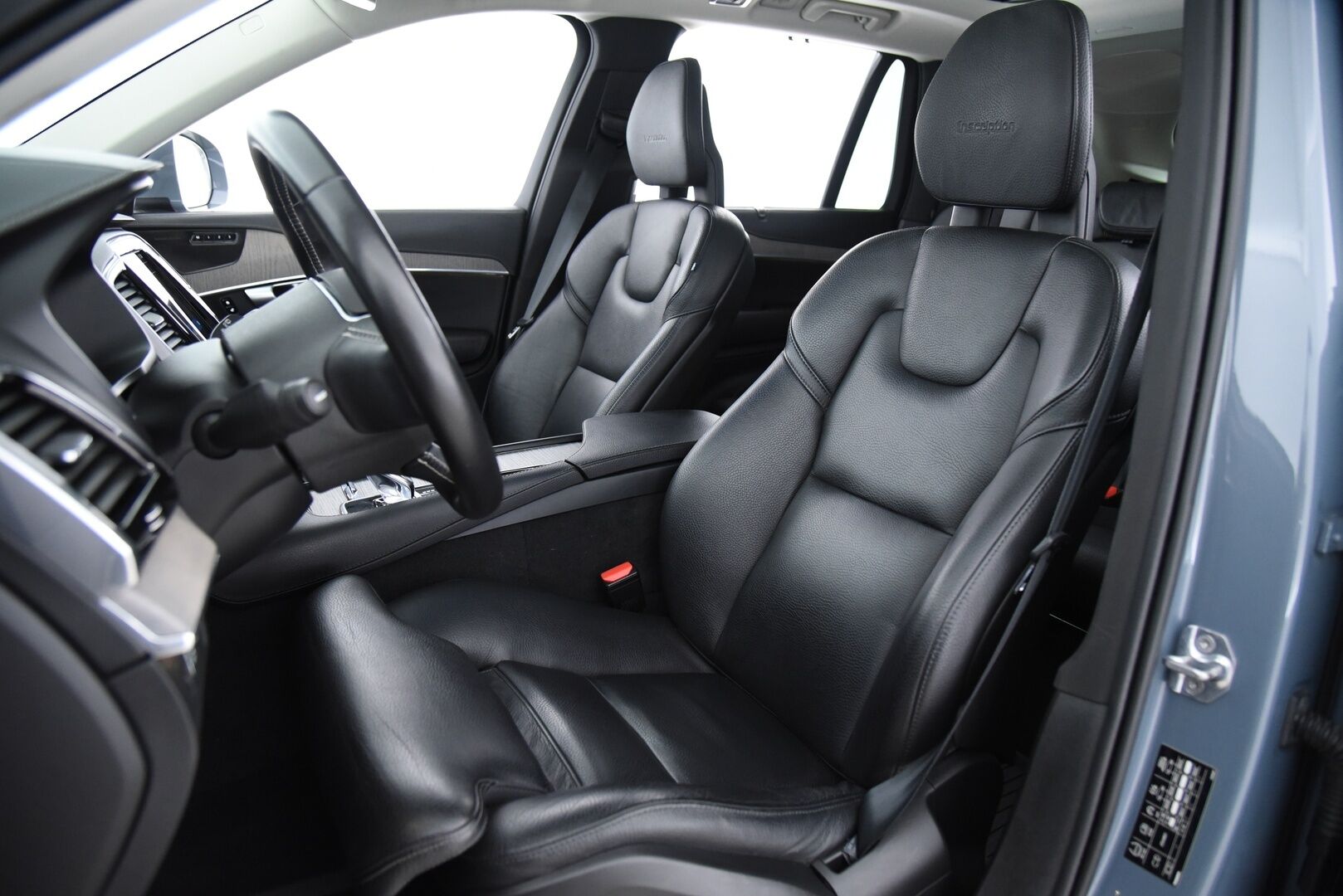 Volvo XC90 2020 T8 TwE AWD Inscription aut Adapt.Vak / HUD / 360° / H&K / Muistinahat / Webasto / Full-LED - 3,99 % KORKOTARJOUS TÄHÄN AUTOON - Panorama / Vetokoukku / BLIS / Four-C / Apple&Android / Keyless