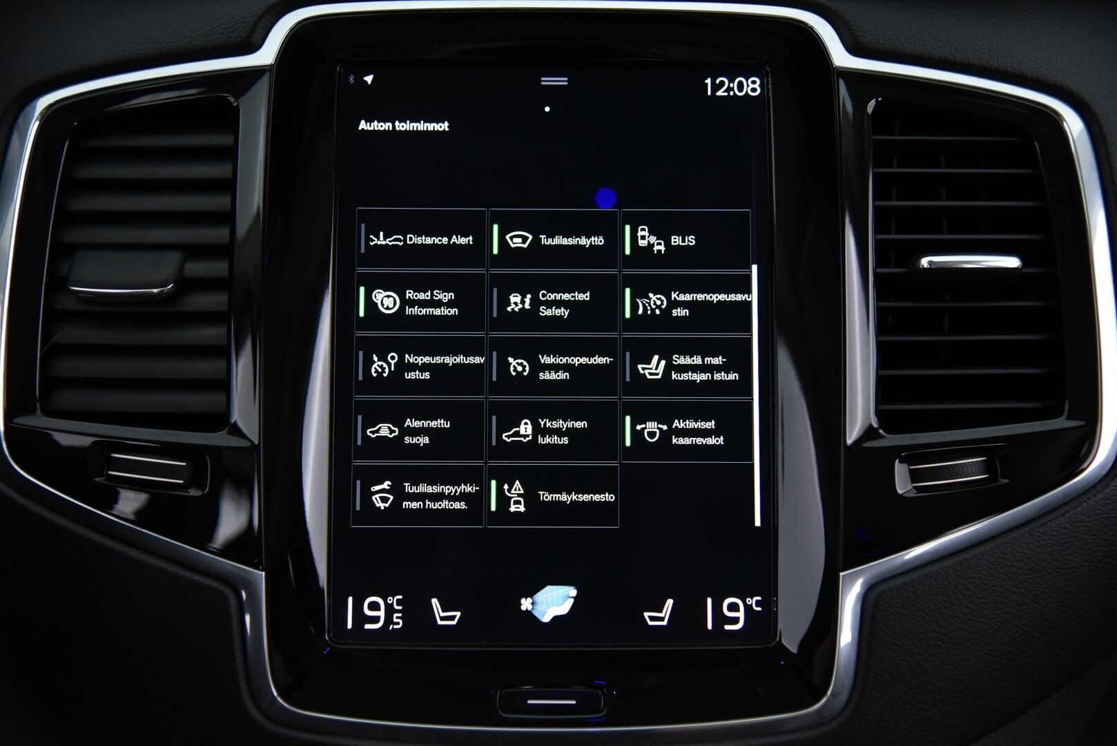 Volvo XC90 2020 T8 TwE AWD Inscription aut Adapt.Vak / HUD / 360° / H&K / Muistinahat / Webasto / Full-LED - 3,99 % KORKOTARJOUS TÄHÄN AUTOON - Panorama / Vetokoukku / BLIS / Four-C / Apple&Android / Keyless