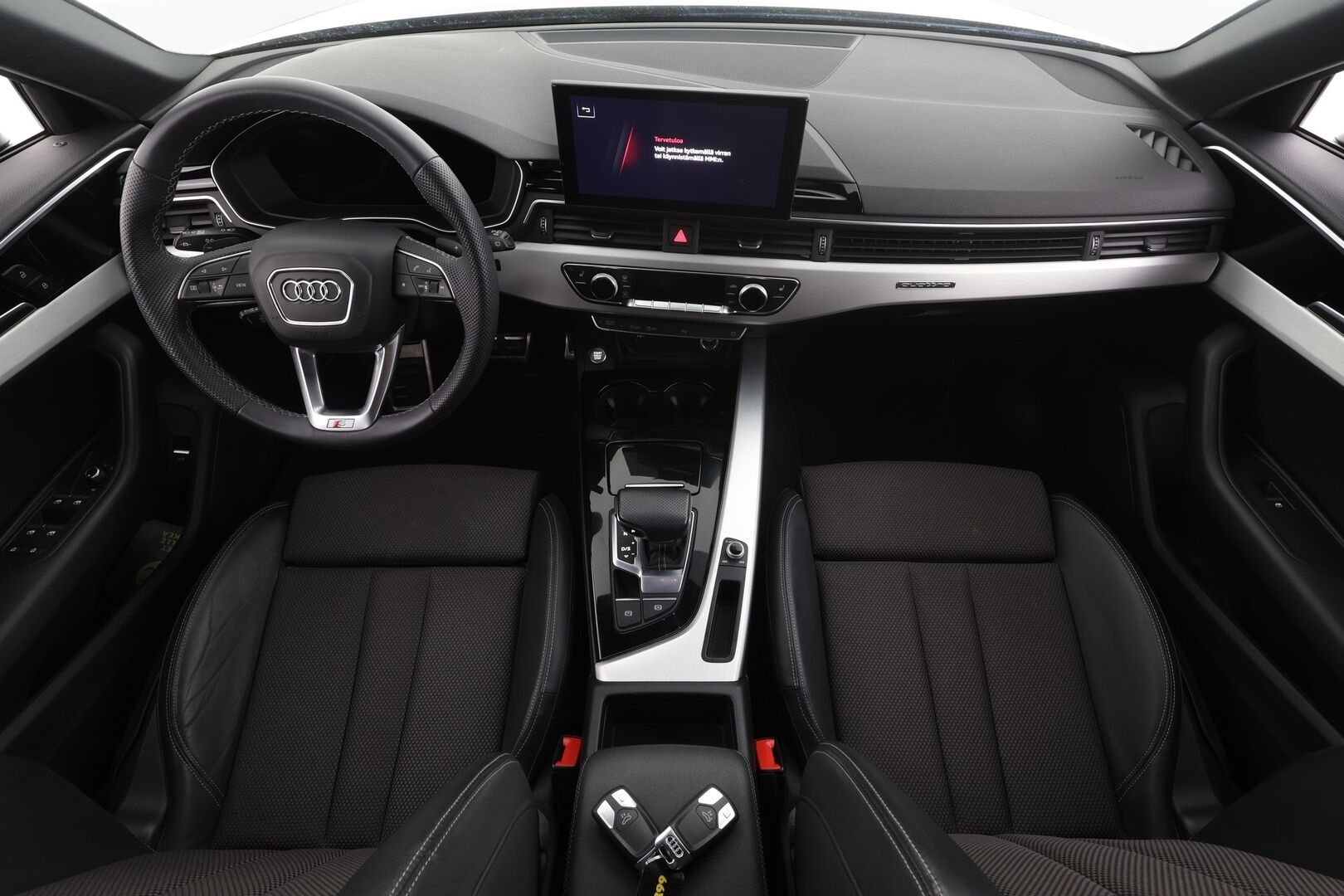 Audi A4 2022 Avant Business Advanced 40 TFSI 150 kW MHEV quattro S tronic * ACC / Webasto / Matrix LED / Koukku * - P.kamera / 1.Om Suomi-auto / Kahdet renkaat aluvanteilla / Merkkihuollettu