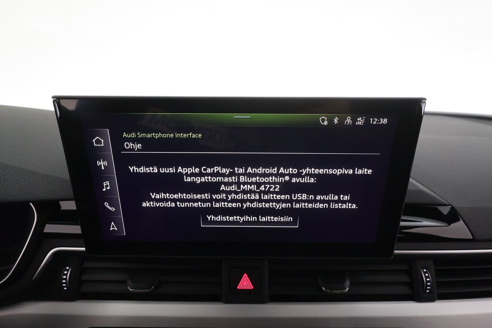 Audi A4 2022 Avant Business Advanced 40 TFSI 150 kW MHEV quattro S tronic * ACC / Webasto / Matrix LED / Koukku * - P.kamera / 1.Om Suomi-auto / Kahdet renkaat aluvanteilla / Merkkihuollettu